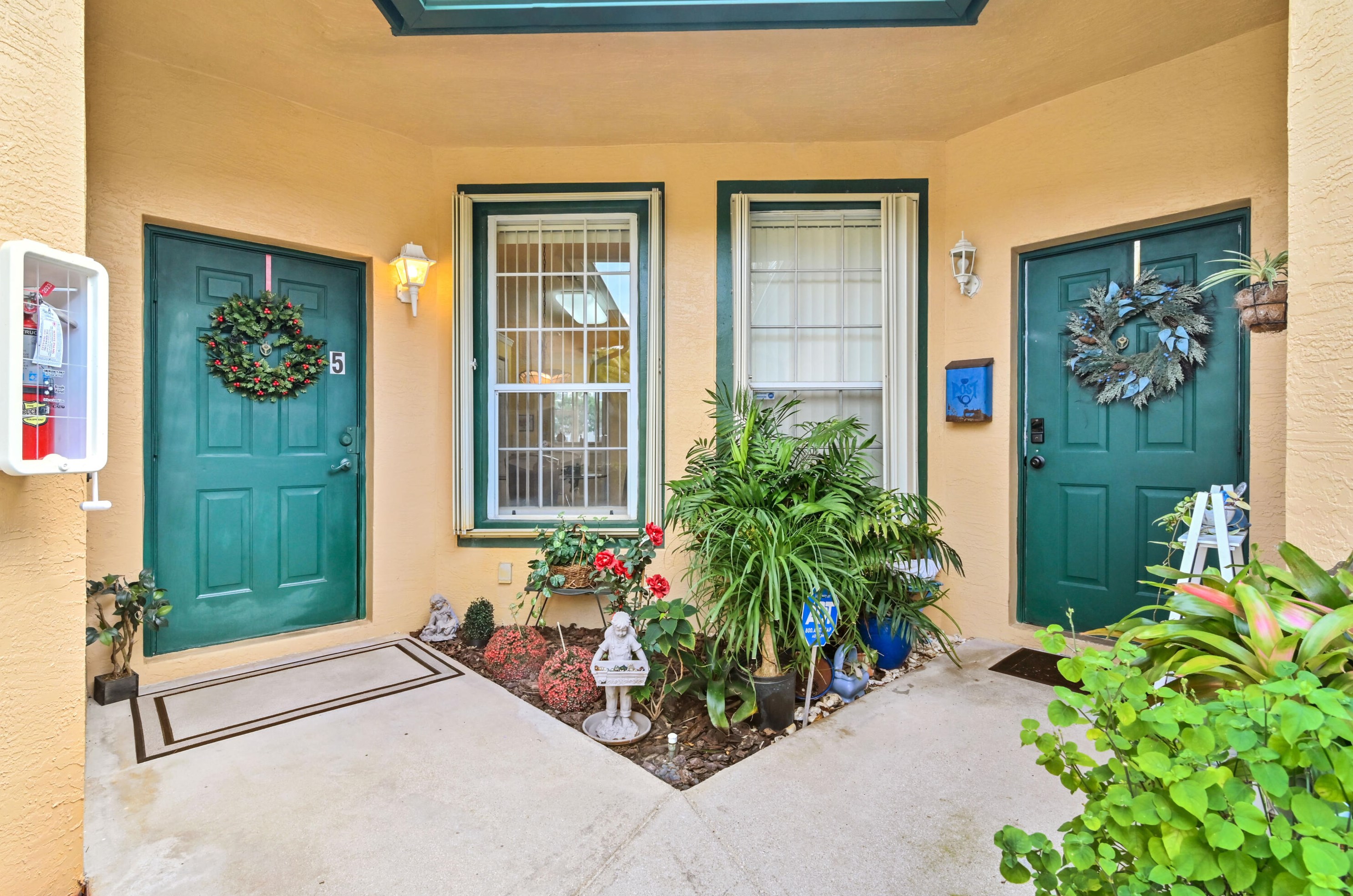 3162 Via Poinciana #5, Lake Worth, FL 33467