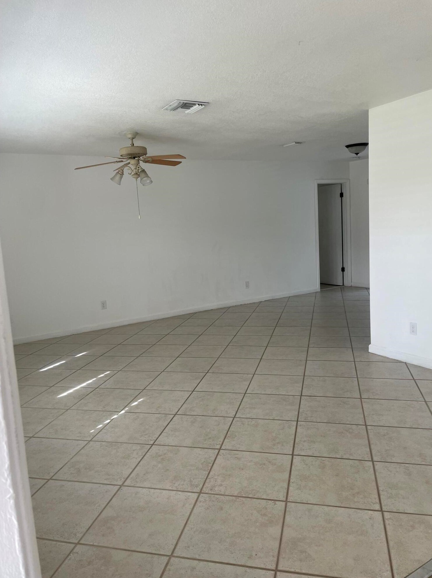 251 Las Palmas St, West Palm Beach, FL 33411