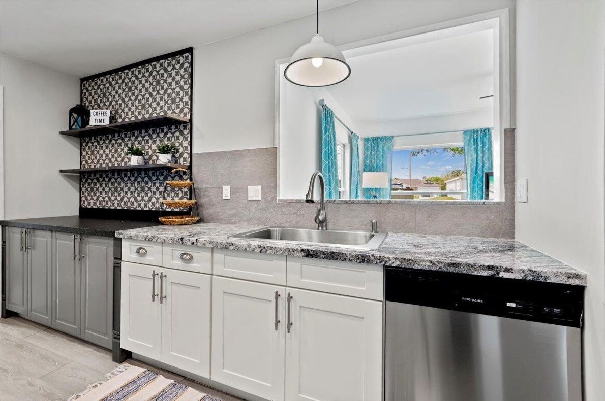 1656 Ocean Cove Ave, Fort Pierce, FL 34953-2560