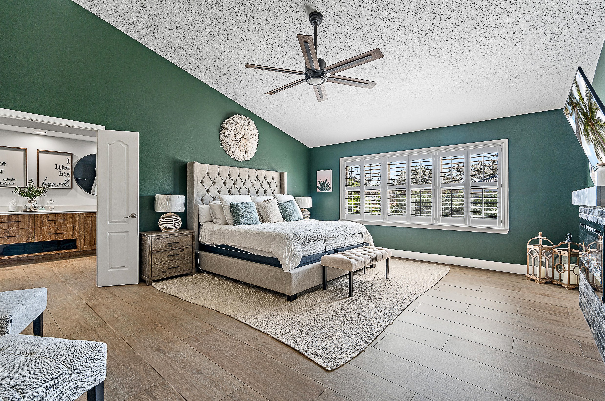 345 Kingfisher Dr, Jupiter FL 33458-8351 exterior