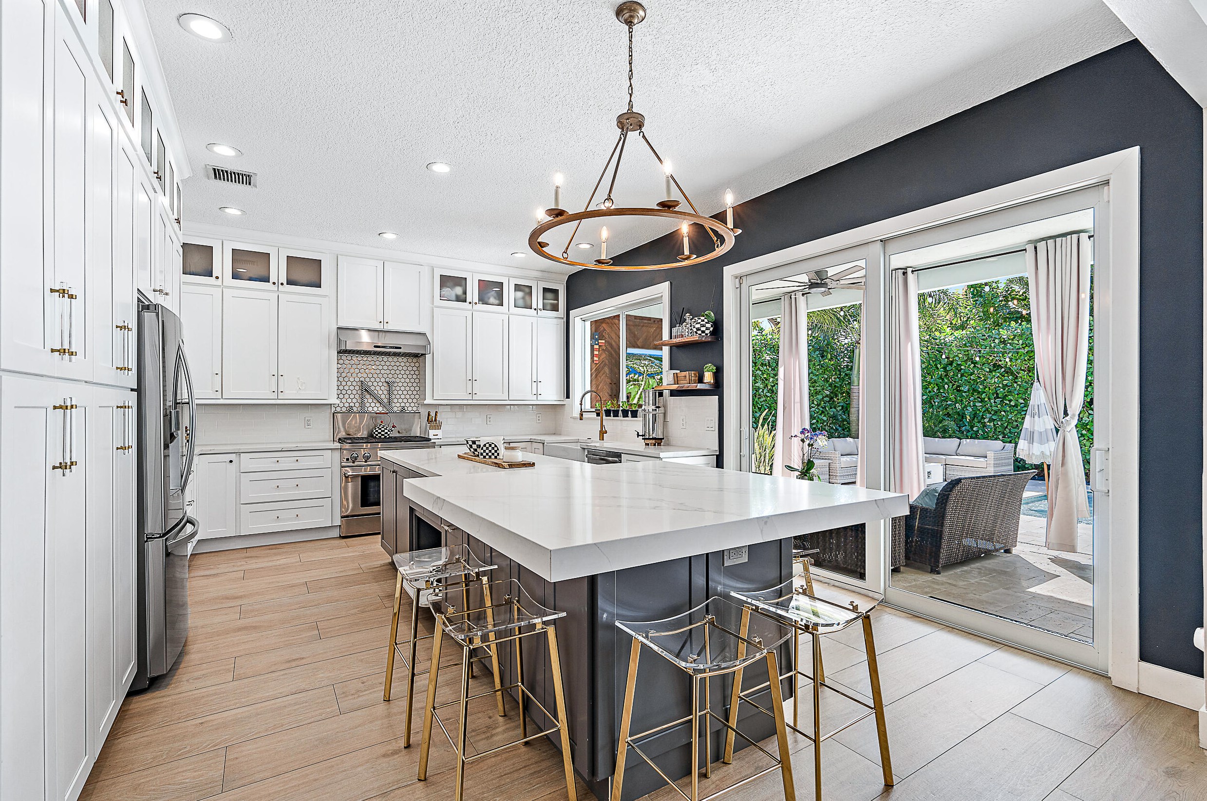 345 Kingfisher Dr, Jupiter FL 33458-8351 exterior