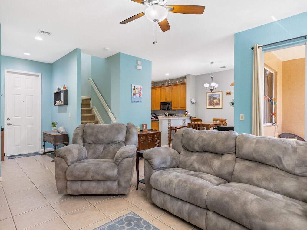 2571 Langrove Ln, Vero Beach FL 32962-4224 exterior