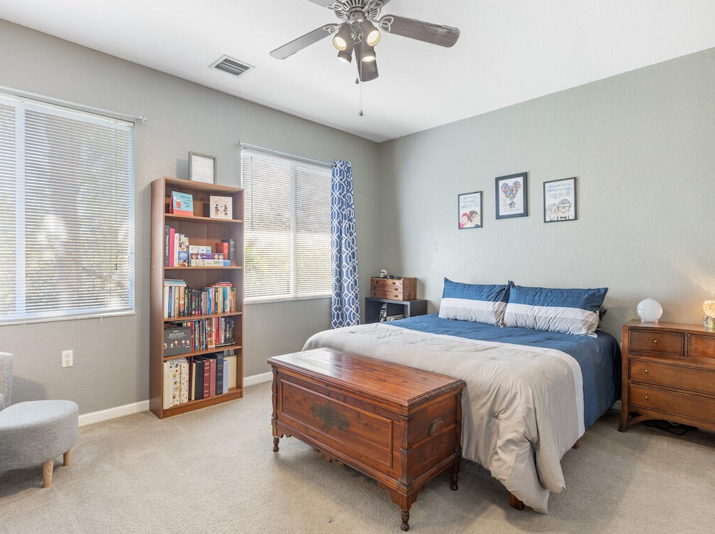 2571 Langrove Ln, Vero Beach FL 32962-4224 exterior