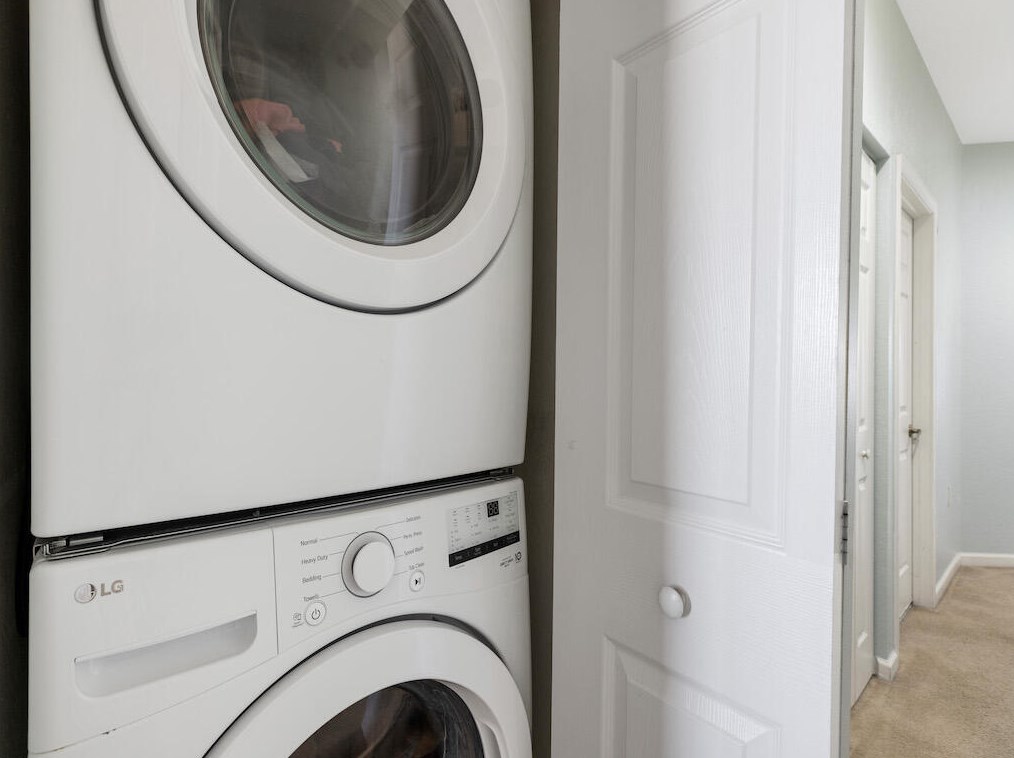 2571 Langrove Ln, Vero Beach FL 32962-4224 exterior