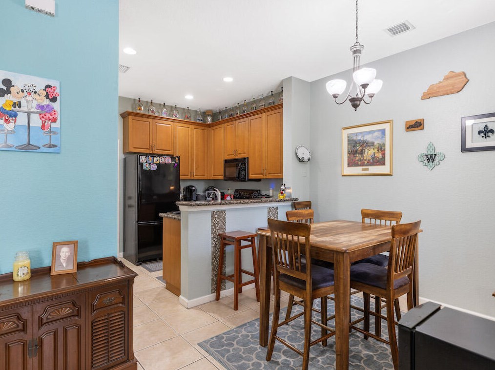 2571 Langrove Ln, Vero Beach FL 32962-4224 exterior