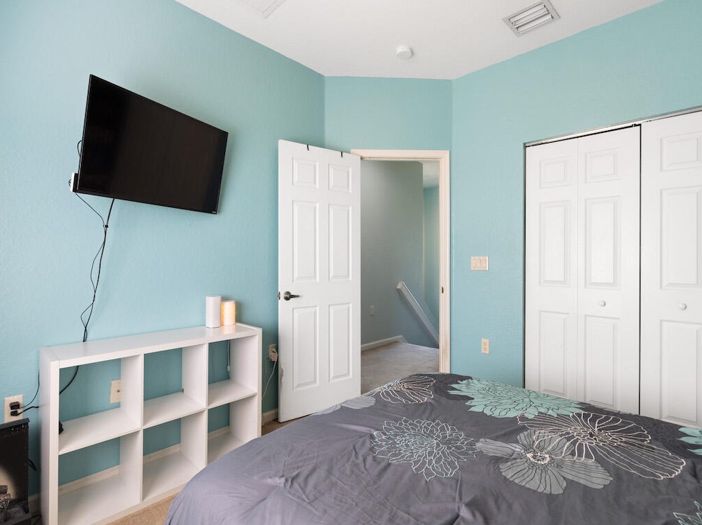 2571 Langrove Ln, Vero Beach FL 32962-4224 exterior