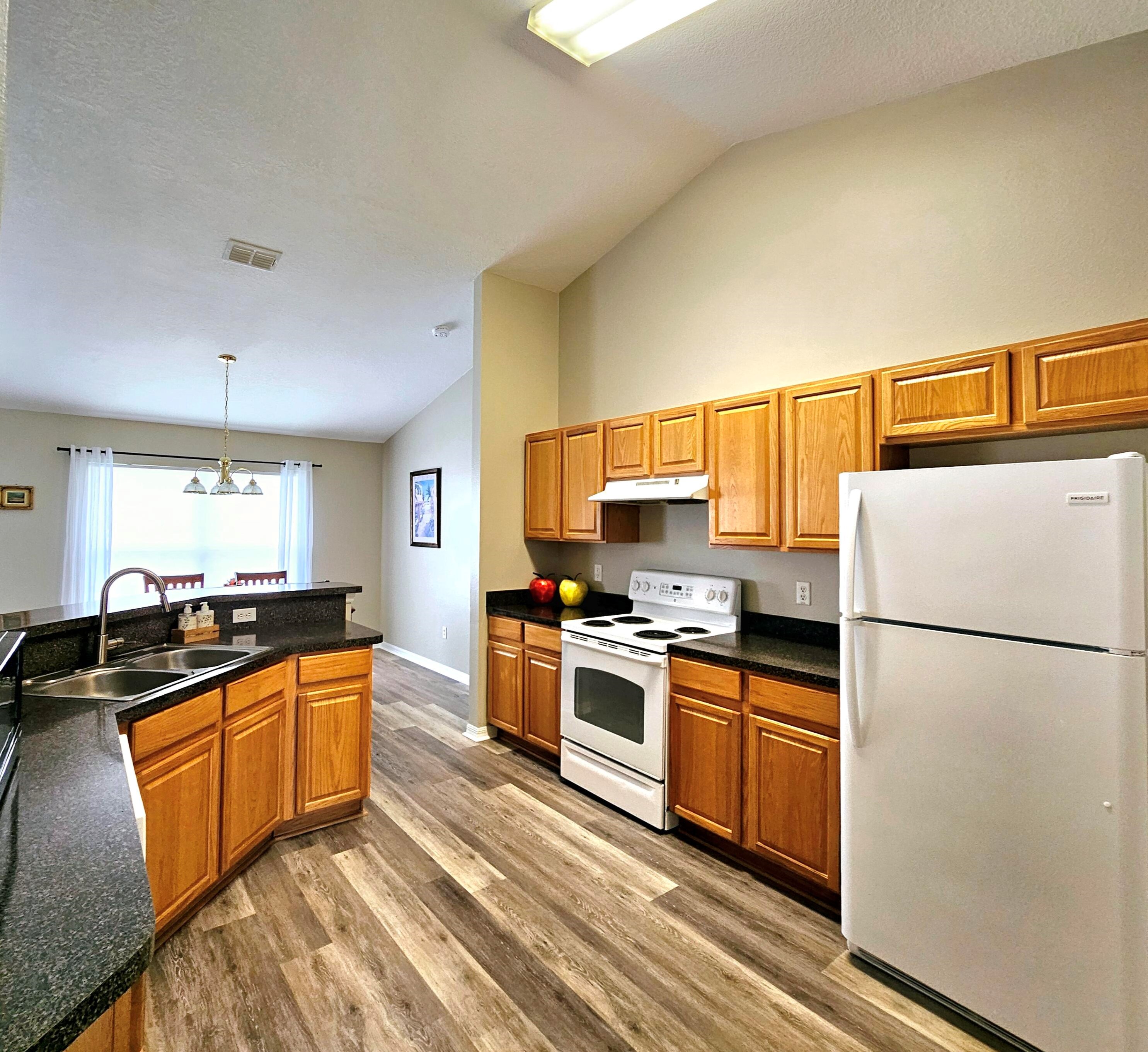 2543 West Blackwell Dr, Fort Pierce, FL 34952-7368
