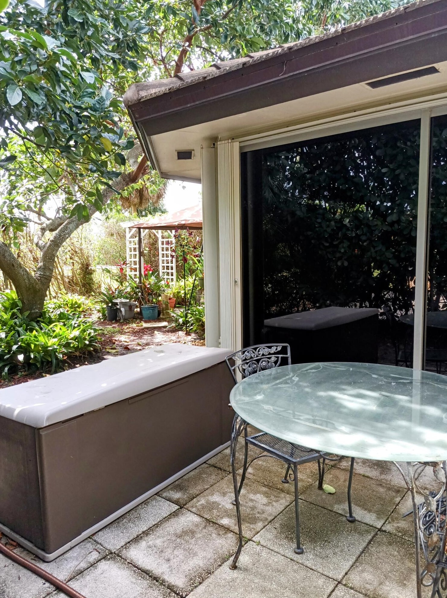 496 Forestview Dr, Lake Worth FL  33462-1214 exterior