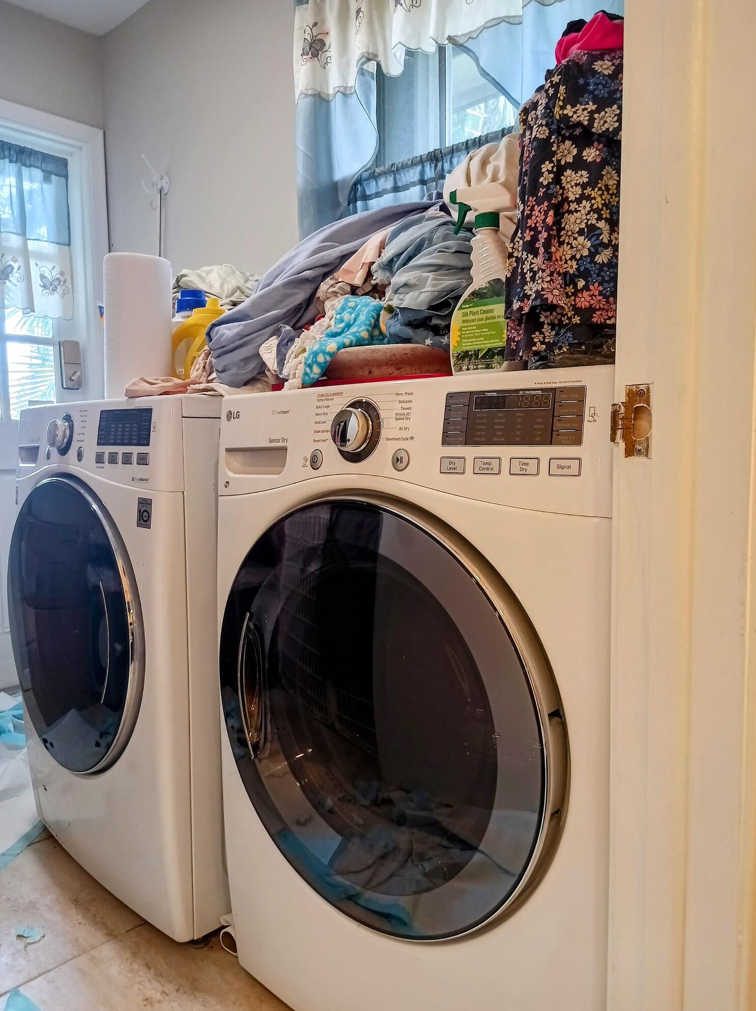 496 Forestview Dr, Lake Worth FL  33462-1214 exterior