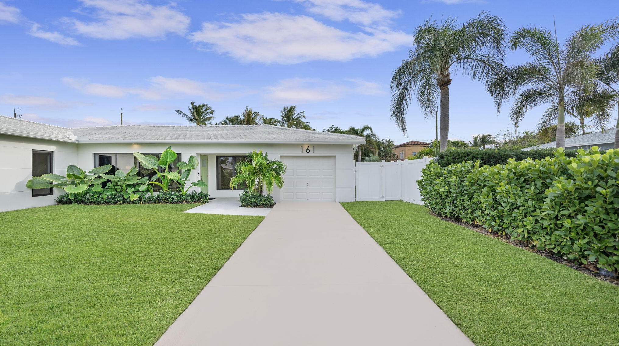 161 Yale Dr, Lake Worth FL  33460-6360 exterior