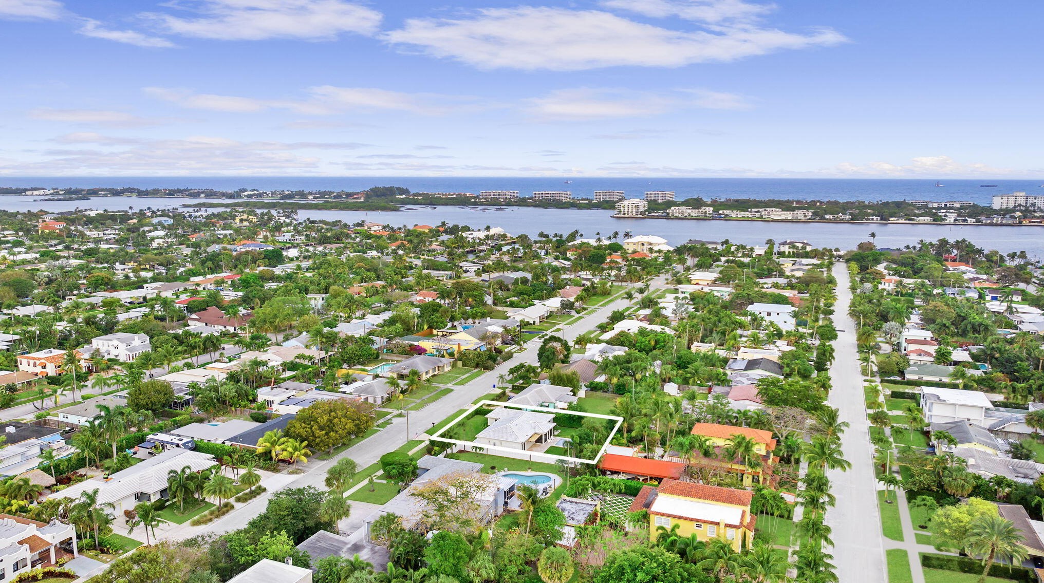 161 Yale Dr, Lake Worth FL  33460-6360 exterior