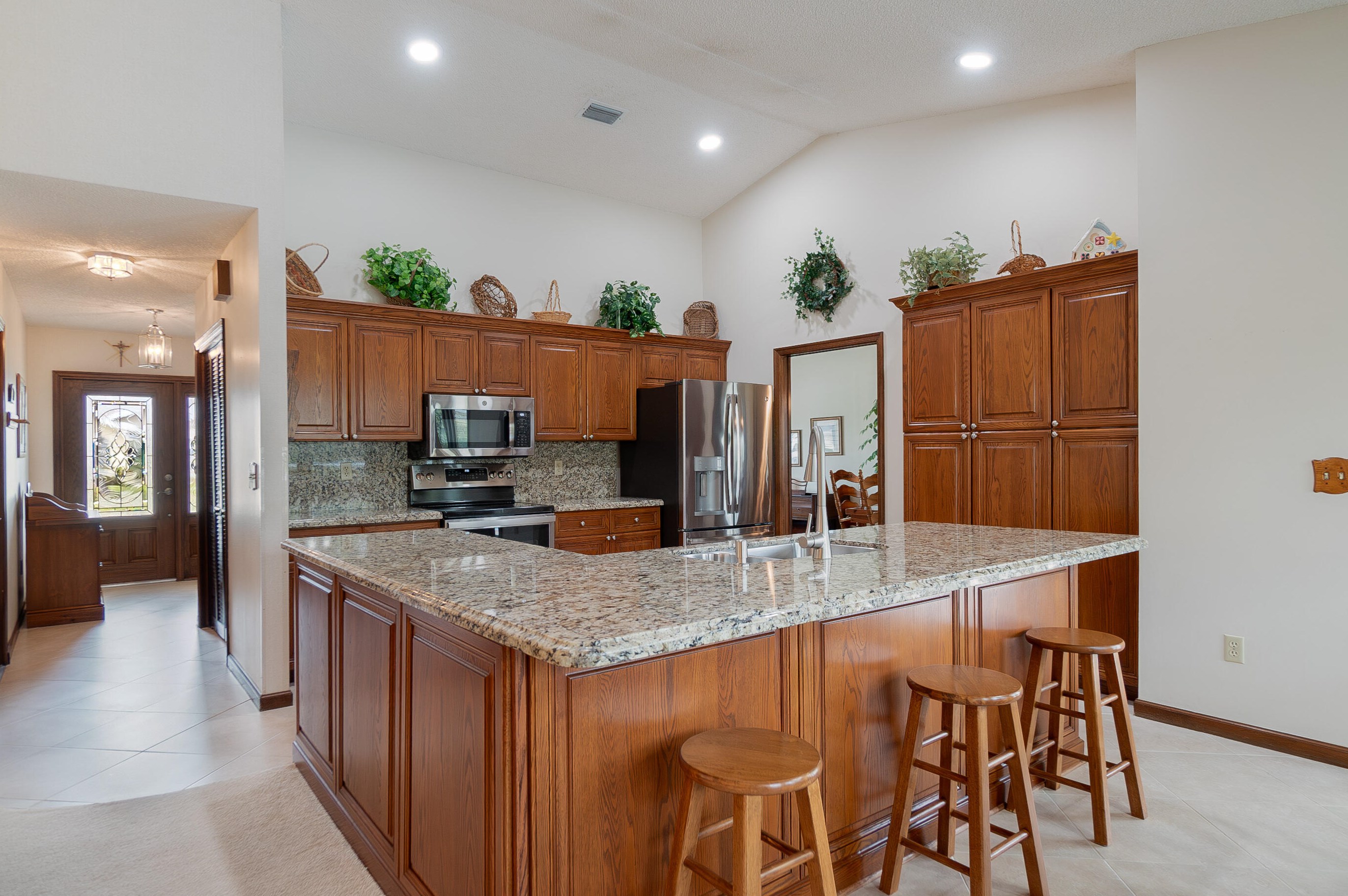 14586 Stirrup Ln, West Palm Beach, FL 33414-8217