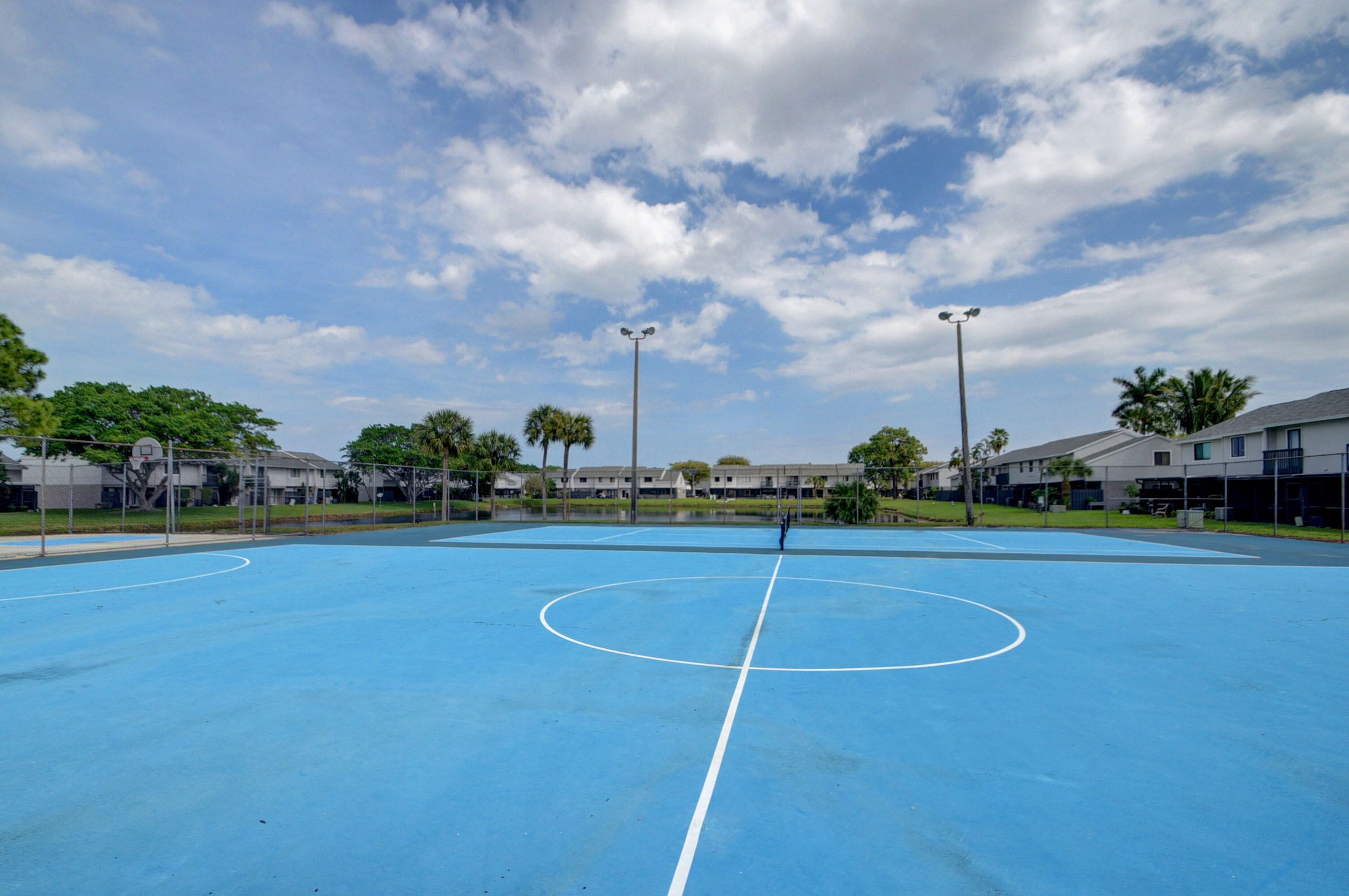 106 Shoreview Dr, Lake Worth FL  33463-2334 exterior