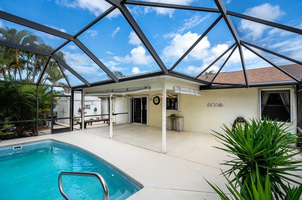 2548 Appleby St, Fort Pierce, FL 34984-5120