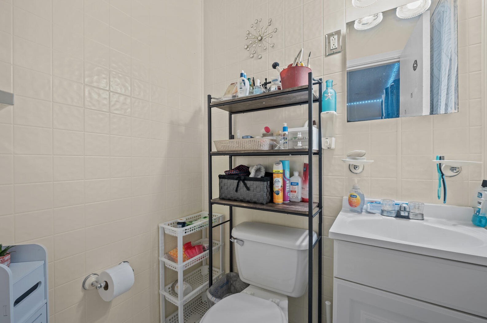 3126 Dalehurst Dr, Jacksonville FL  32277-2848 exterior