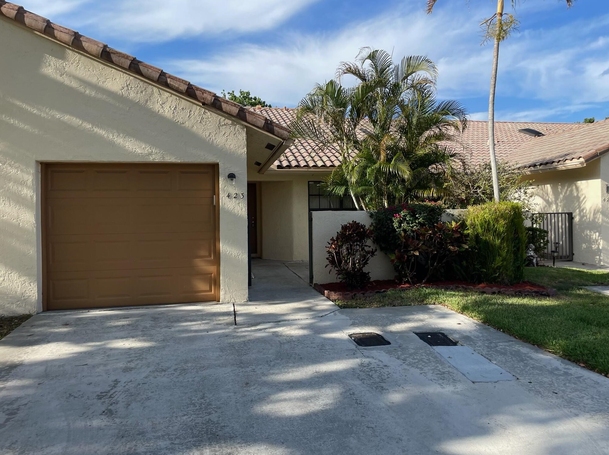 423 Cottonwood Pl, Boca Raton, FL 33431