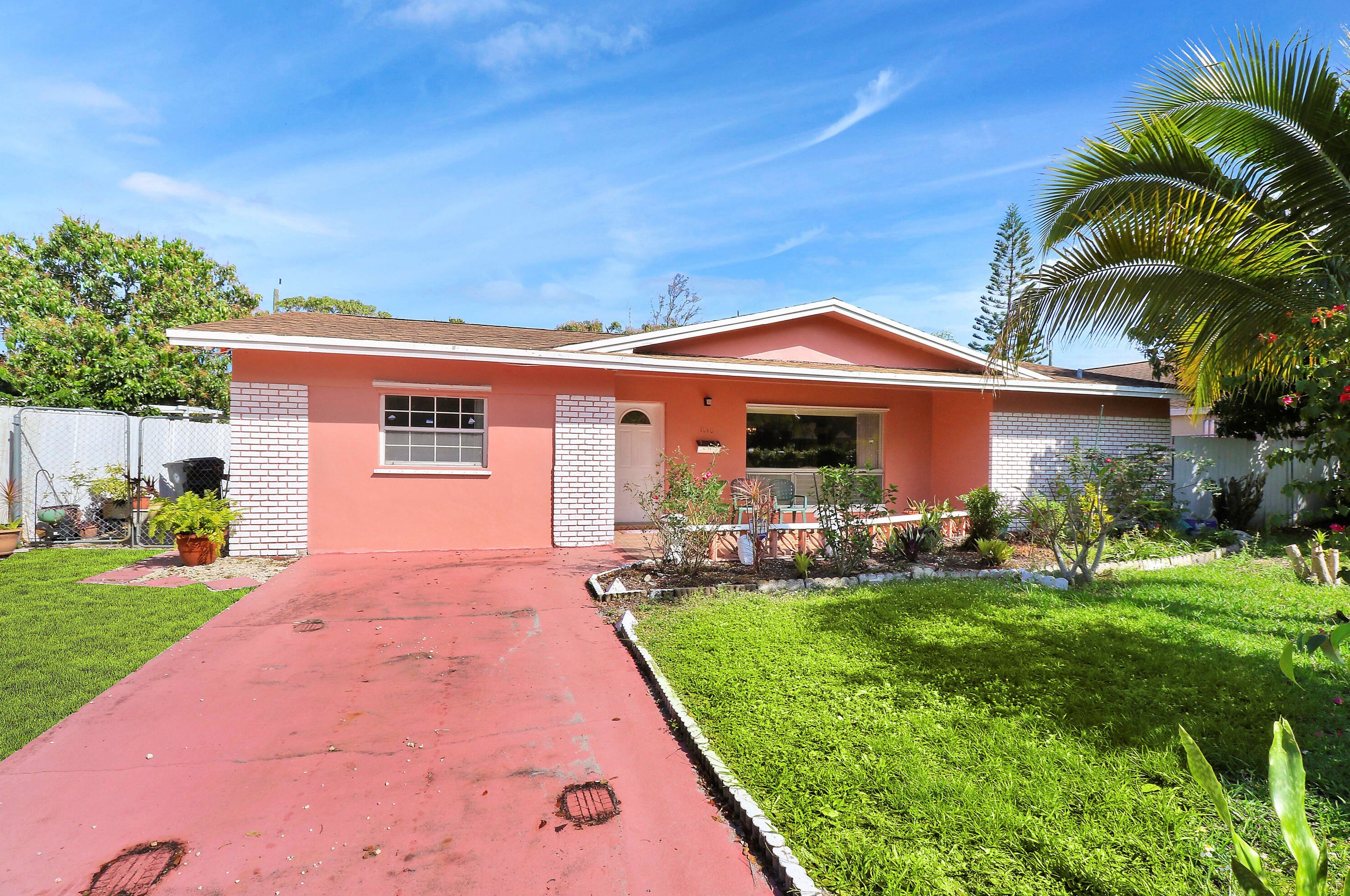 1010 B St, Lake Worth, FL 33460-2043