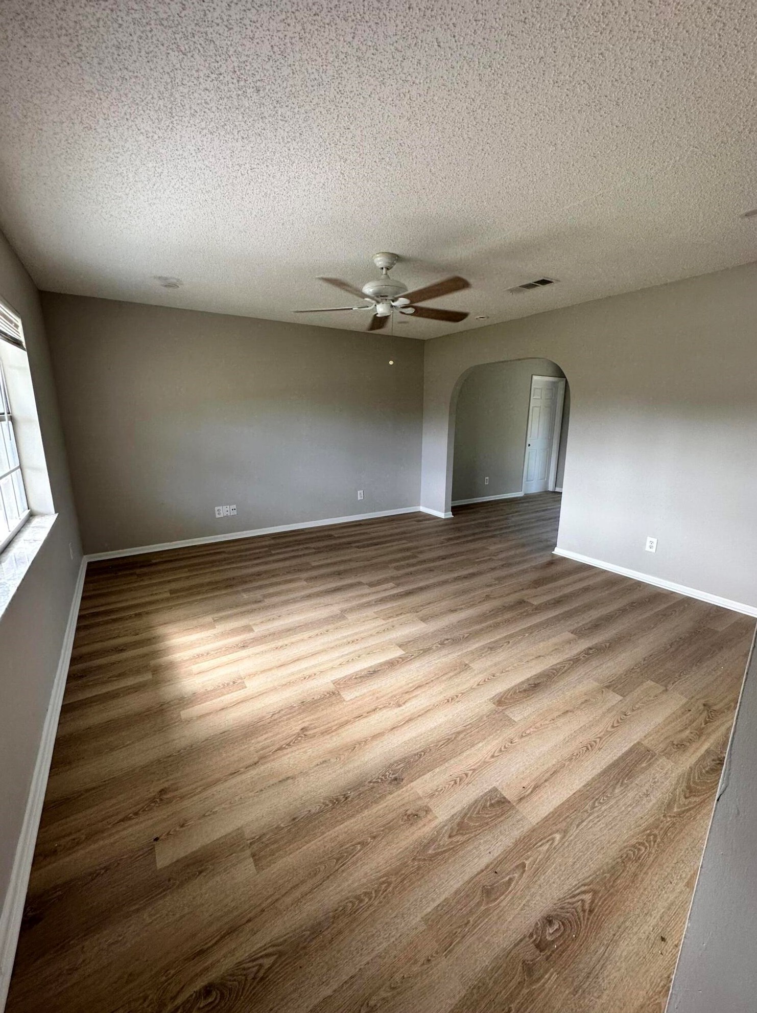 965 Caravan Ave, Fort Pierce FL  34983-4005 exterior