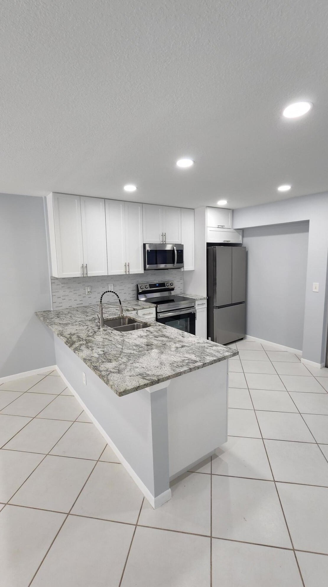 938 Sumter Rd W, West Palm Beach, FL 33415