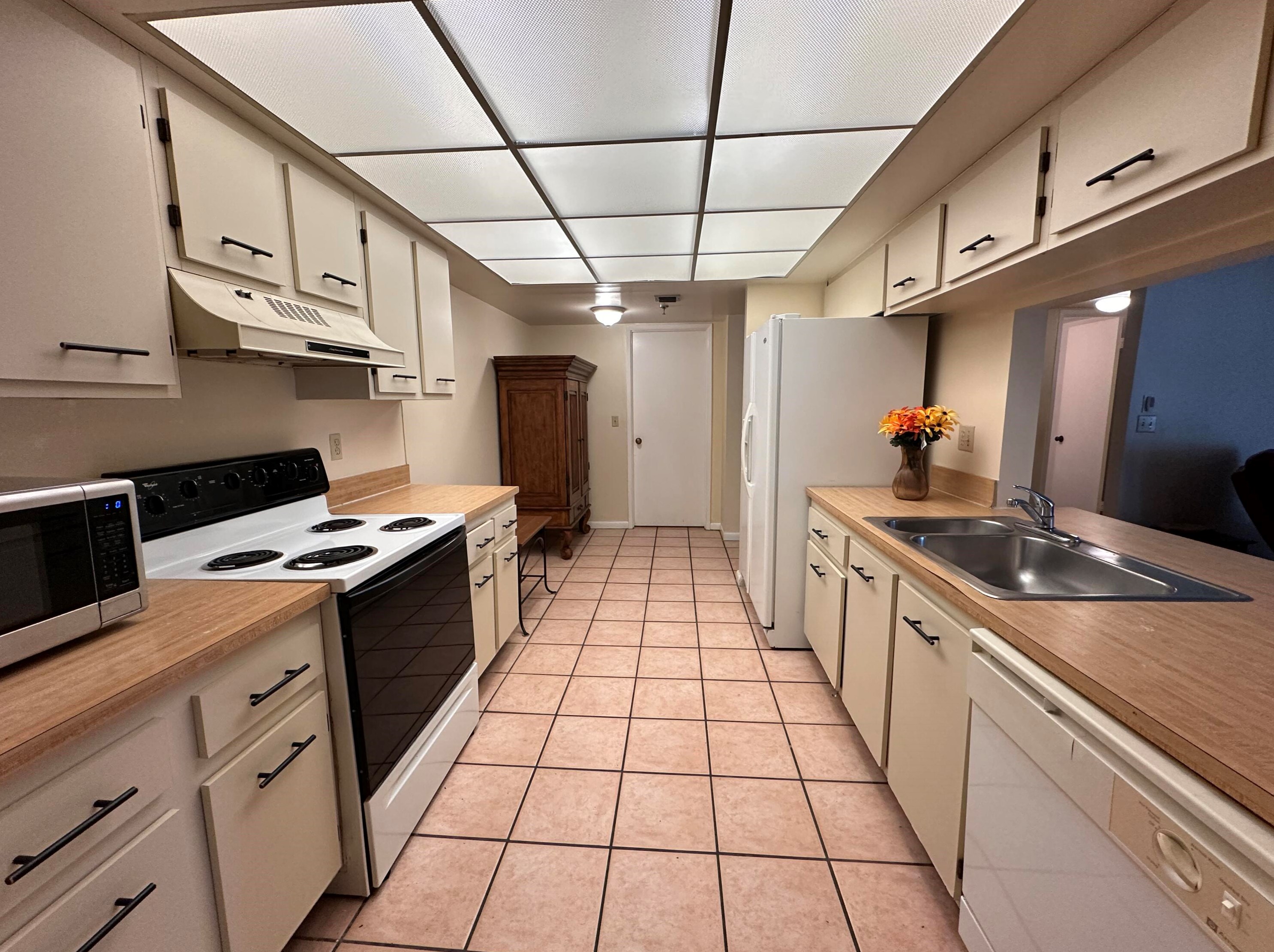 955 Egret Cir #207, Delray Beach, FL 33444