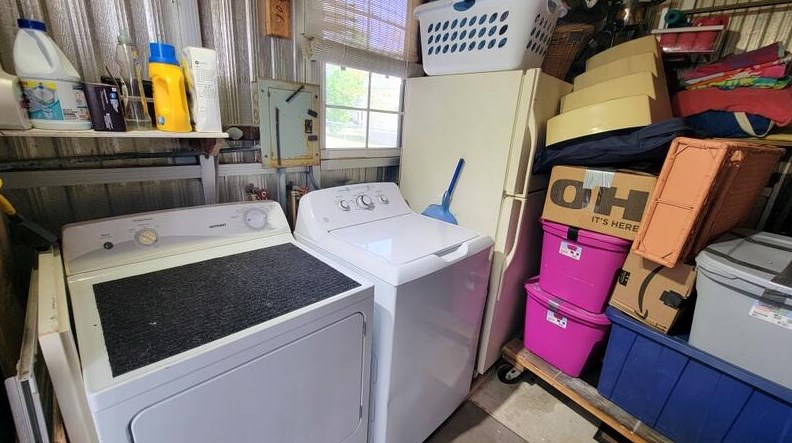 916 Spruce St, Sebastian FL  32976-7324 exterior