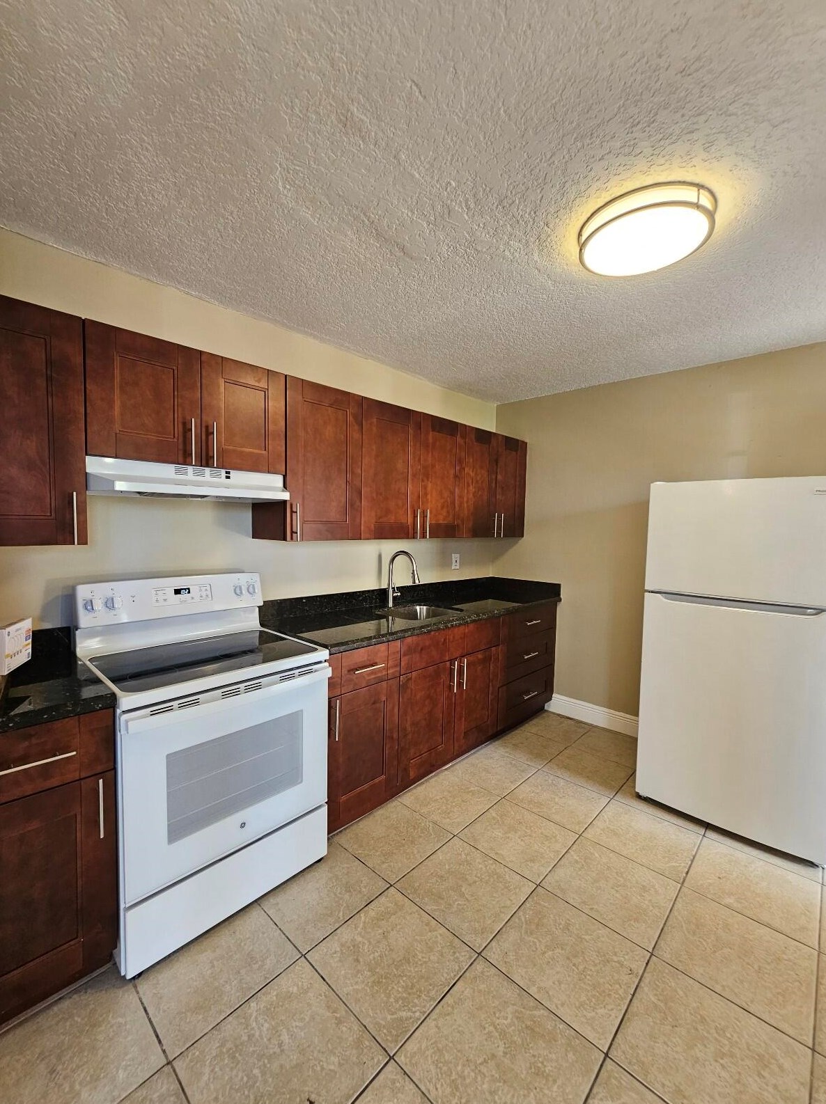 1200 W Blue Heron Blvd #7, West Palm Beach, FL 33404