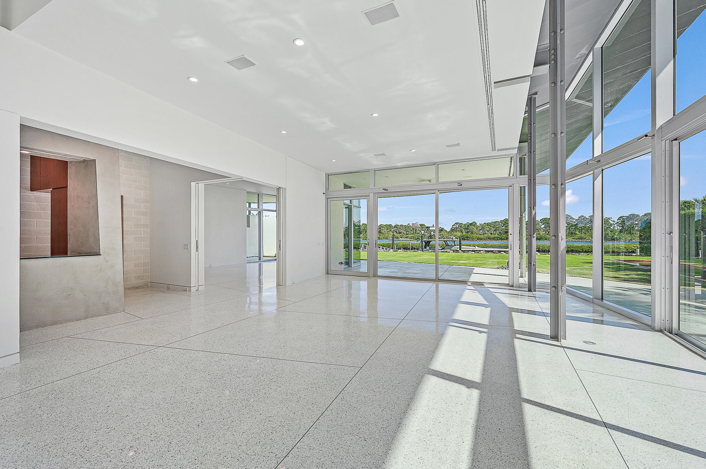 186 Spyglass Ln, Jupiter FL  33477-4037 exterior