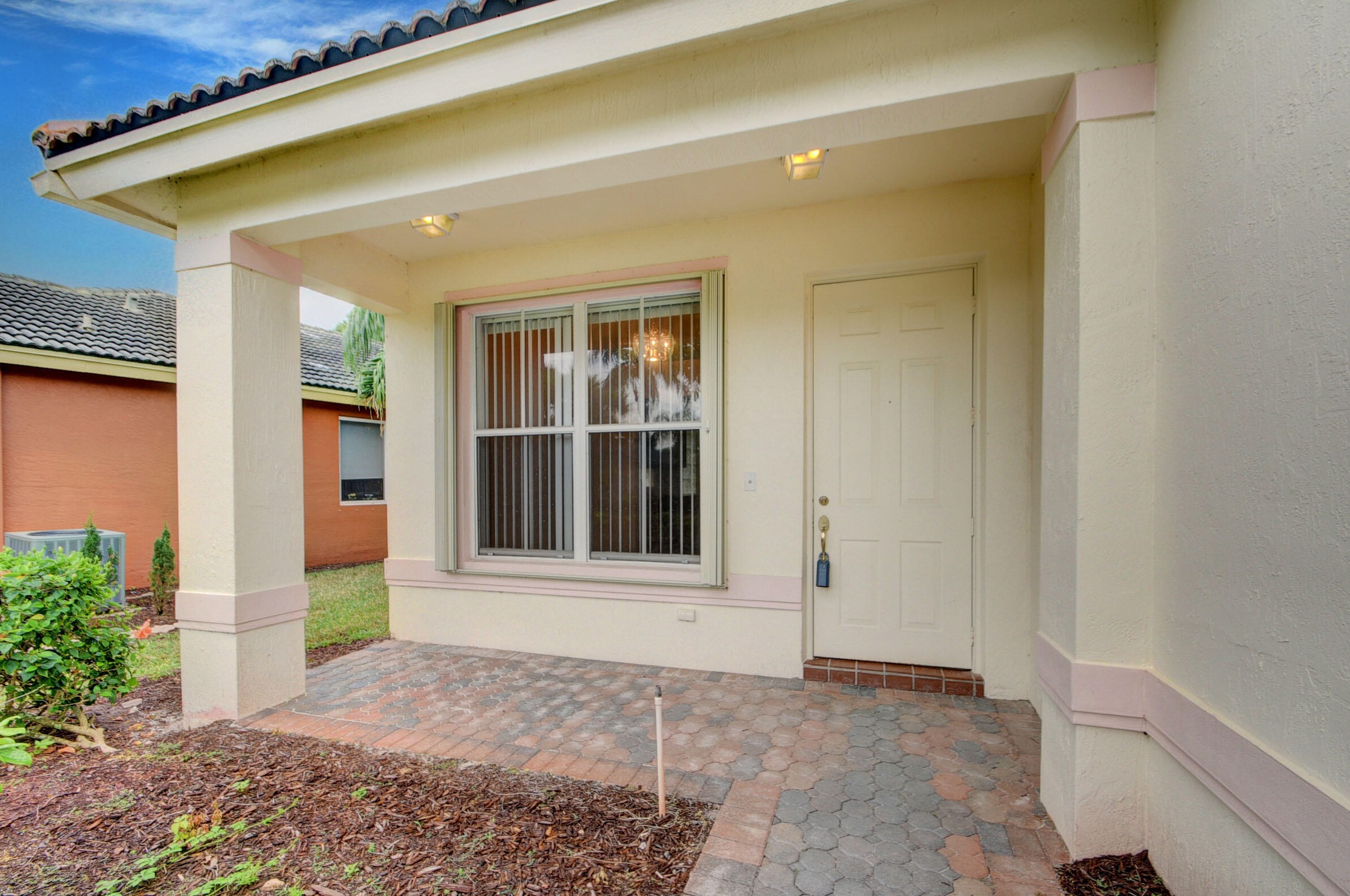 8355 Siciliano St, Boynton Beach, FL 33472-7169