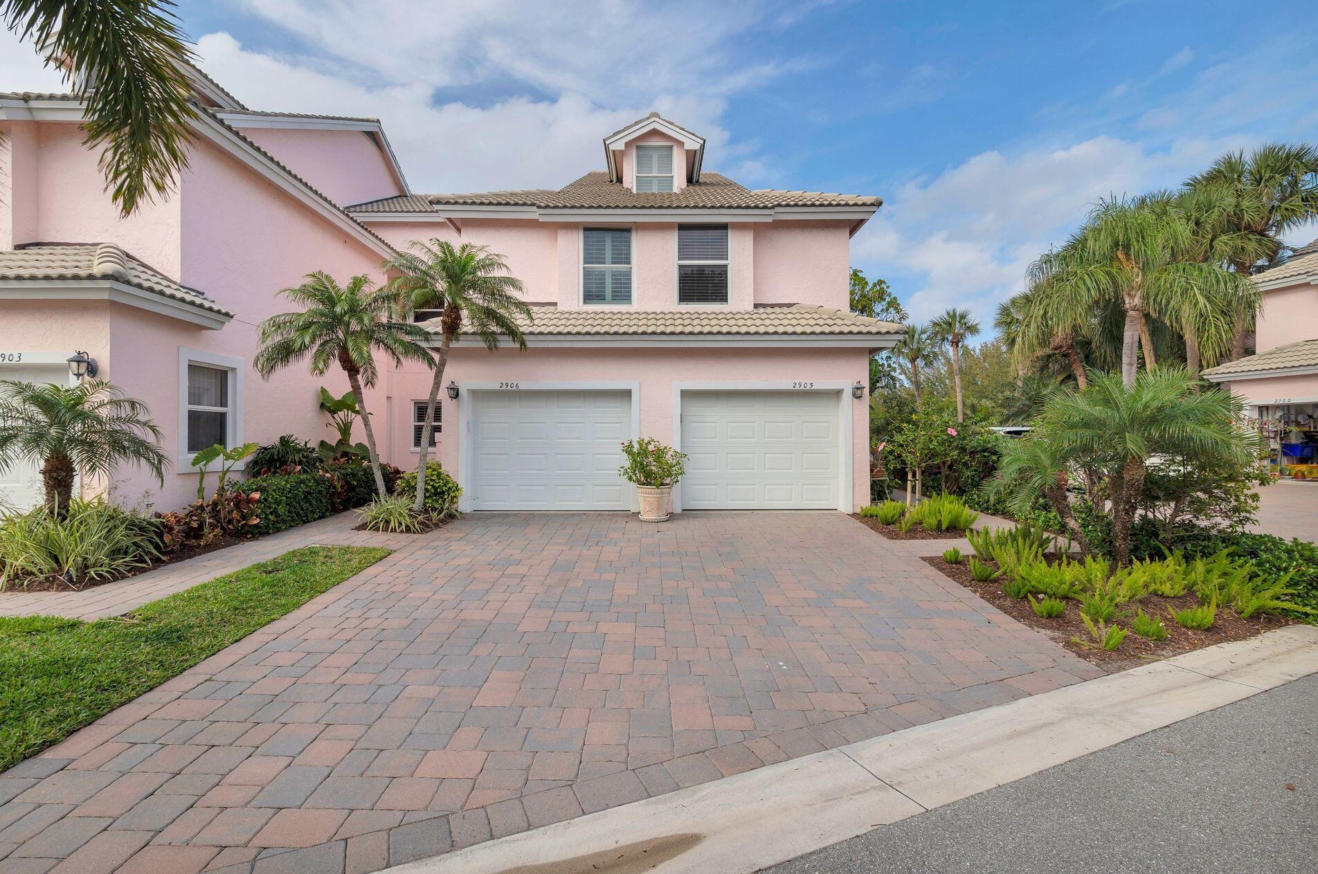 2905 Fairway Dr, Jupiter FL  33477-9521 exterior