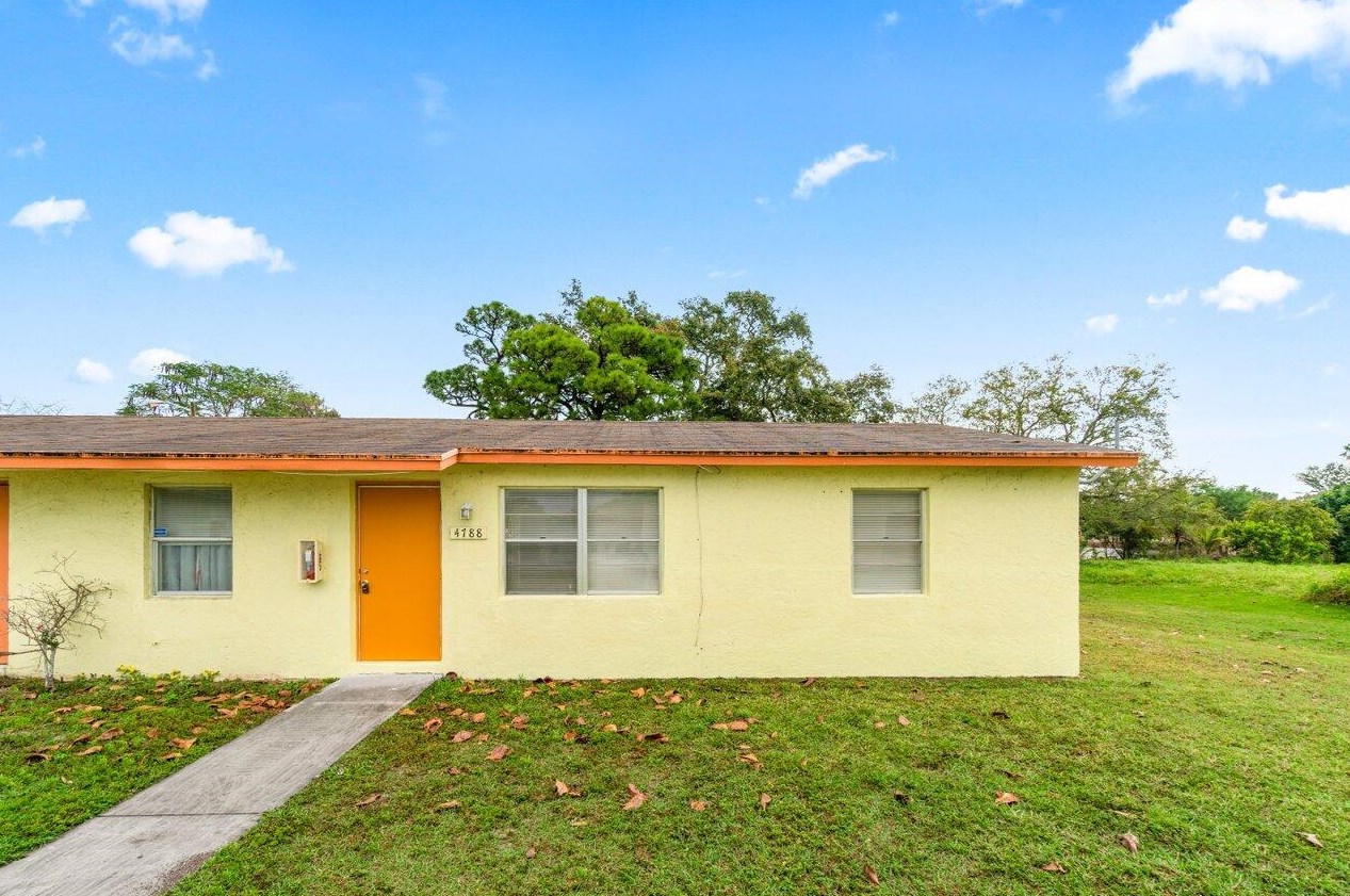 4788 Gulfstream Rd, Lake Worth, FL 33460