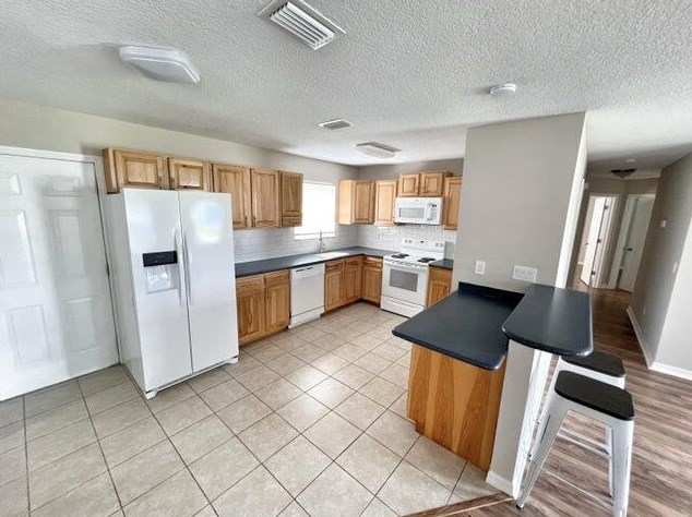 642 Treemont Ave, Fort Pierce FL  34983-1065 exterior