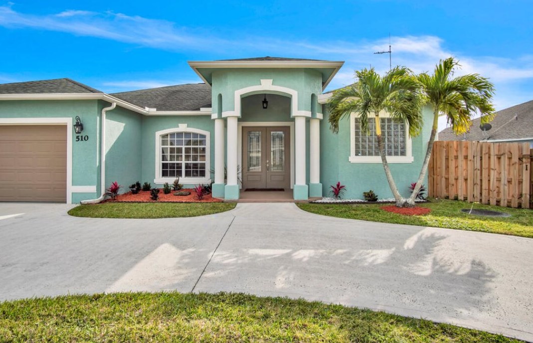 510 Nagle Pl, Fort Pierce, FL 34953-3156