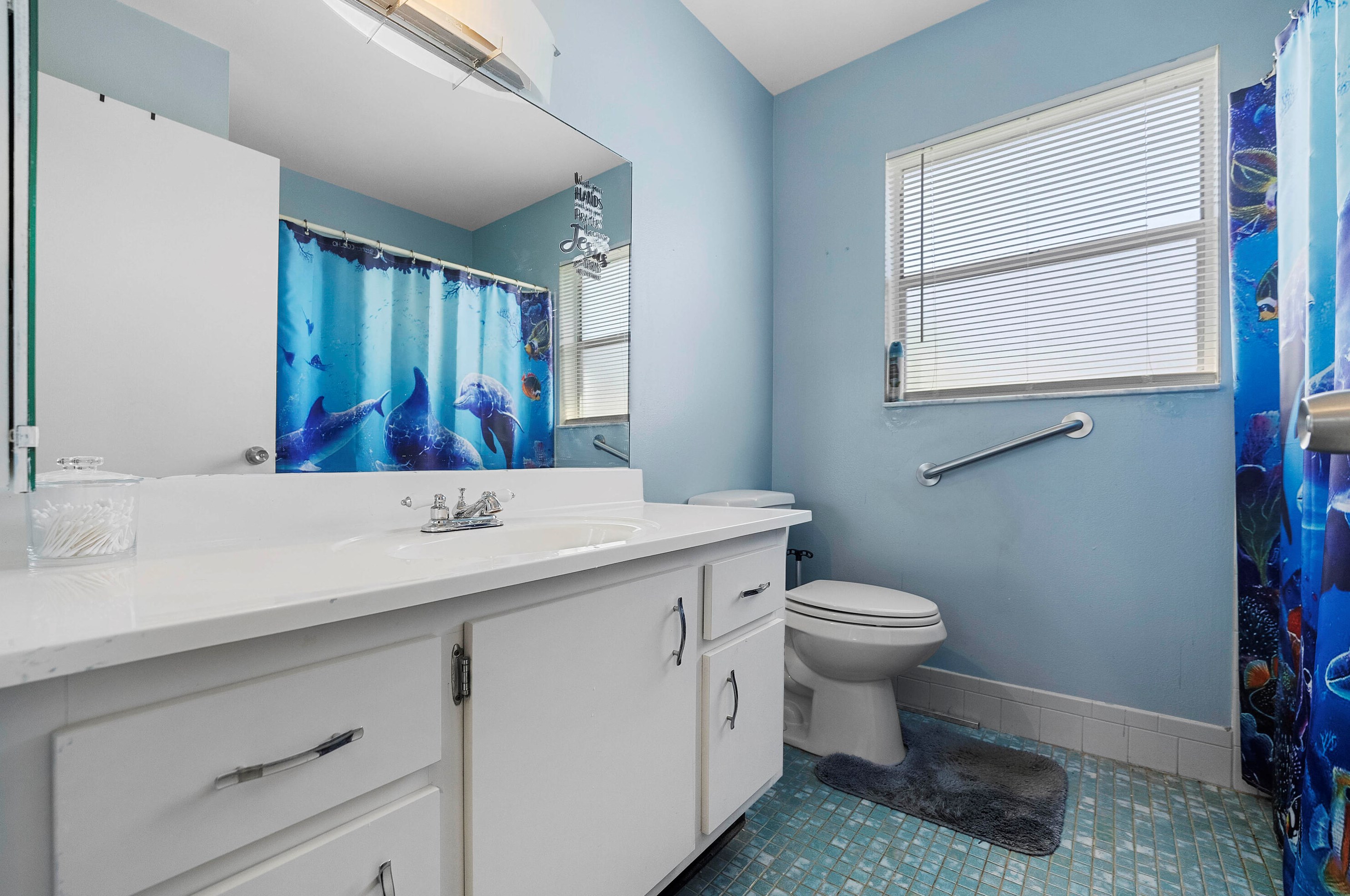 6107 Rainbow Cir, Lake Worth FL  33463-3606 exterior