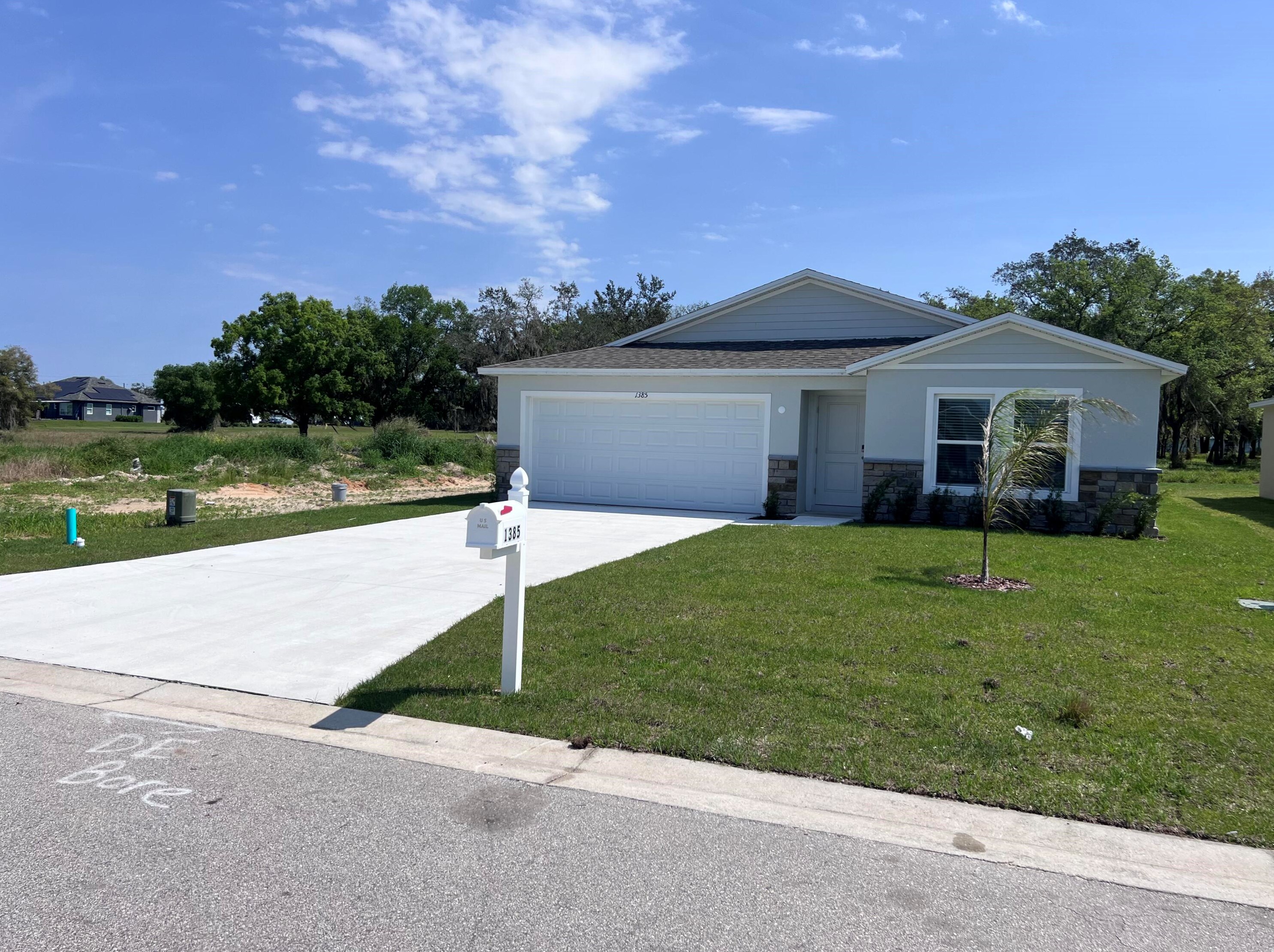 1385 Stone Ridge Cir, Sebring, FL 33870