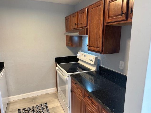 3136 Evergreen Ln, Lake Worth, FL 33461