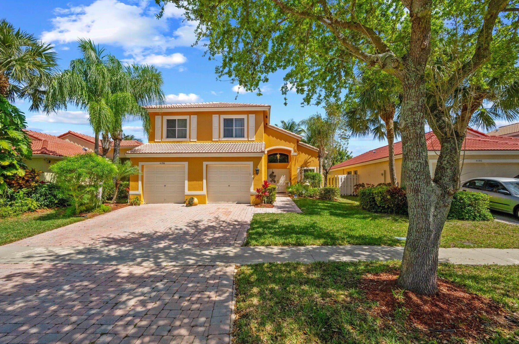 4196 Torres Cir, West Palm Beach, FL 33409