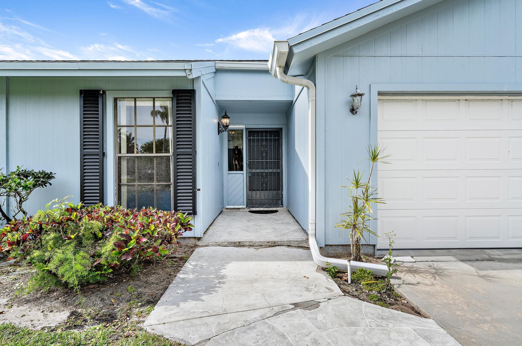 7824 Lexington Ave, Hobe Sound, FL 33455-5824