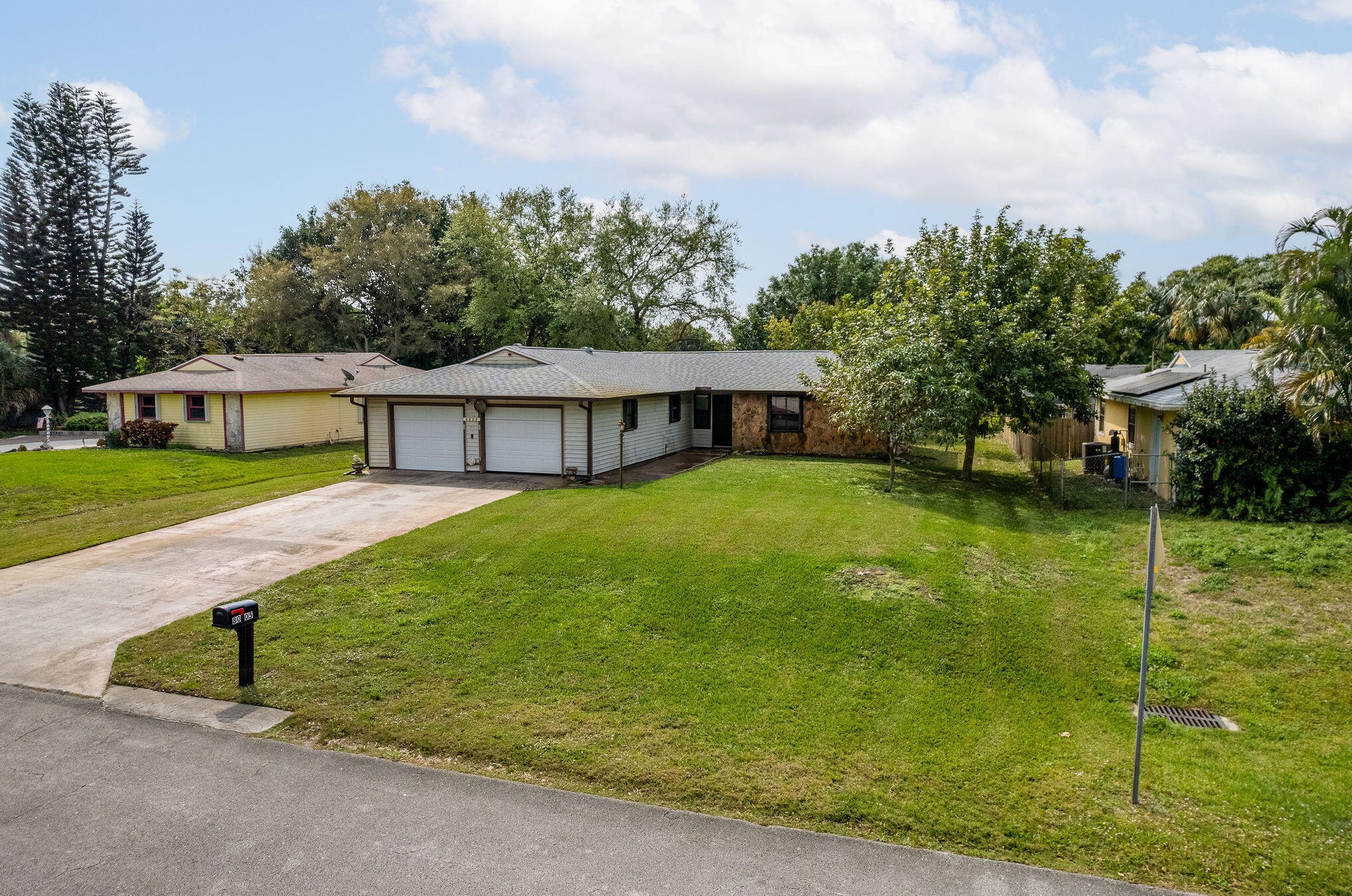 8005 Lakeside Way, Fort Pierce, FL 34951