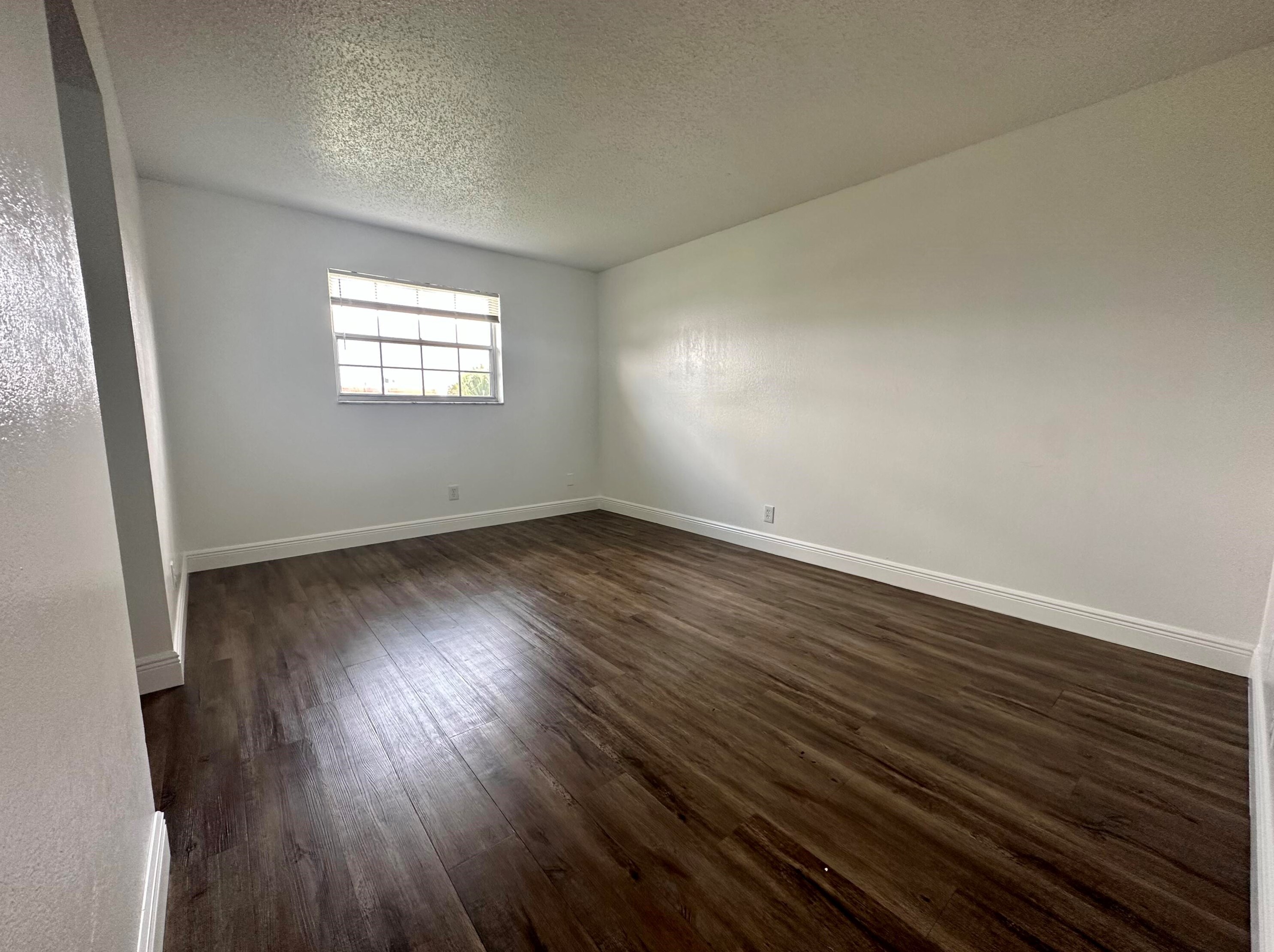 3481 Helena Dr #8, Lake Worth, FL 33461