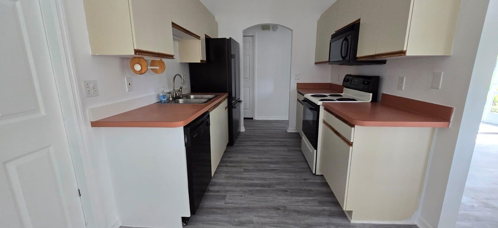 258 Se Grove Ave, Fort Pierce, FL 34983