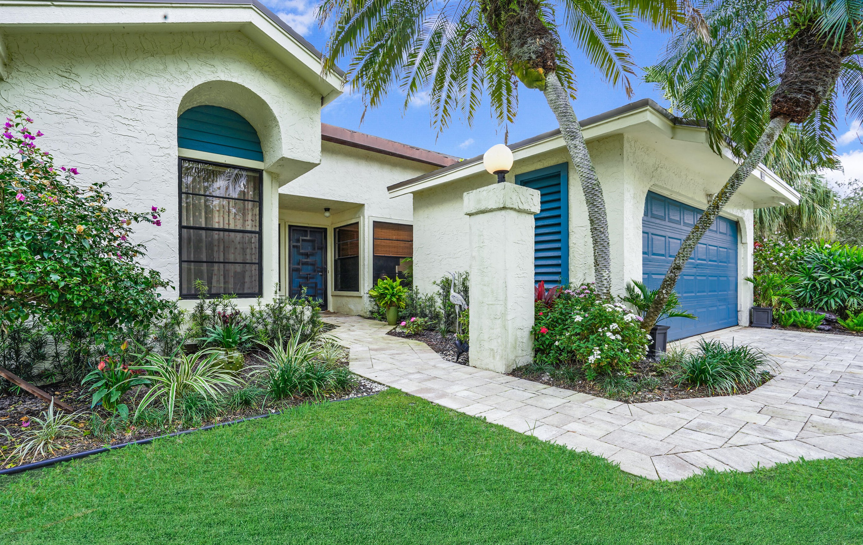 13336 Touchstone Ct, West Palm Beach, FL 33418-6965