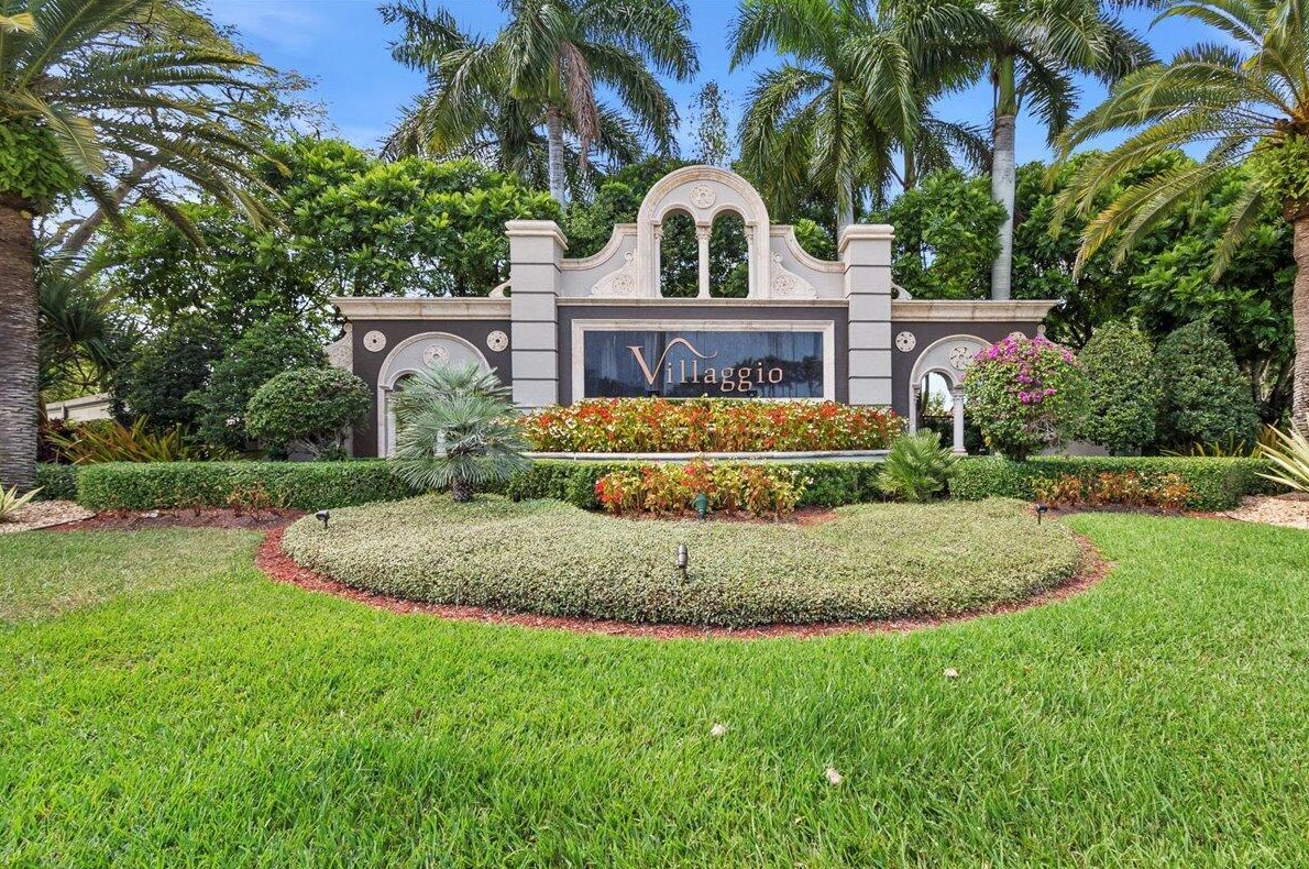 8839 Via Avellino, Lake Worth FL  33467-5904 exterior