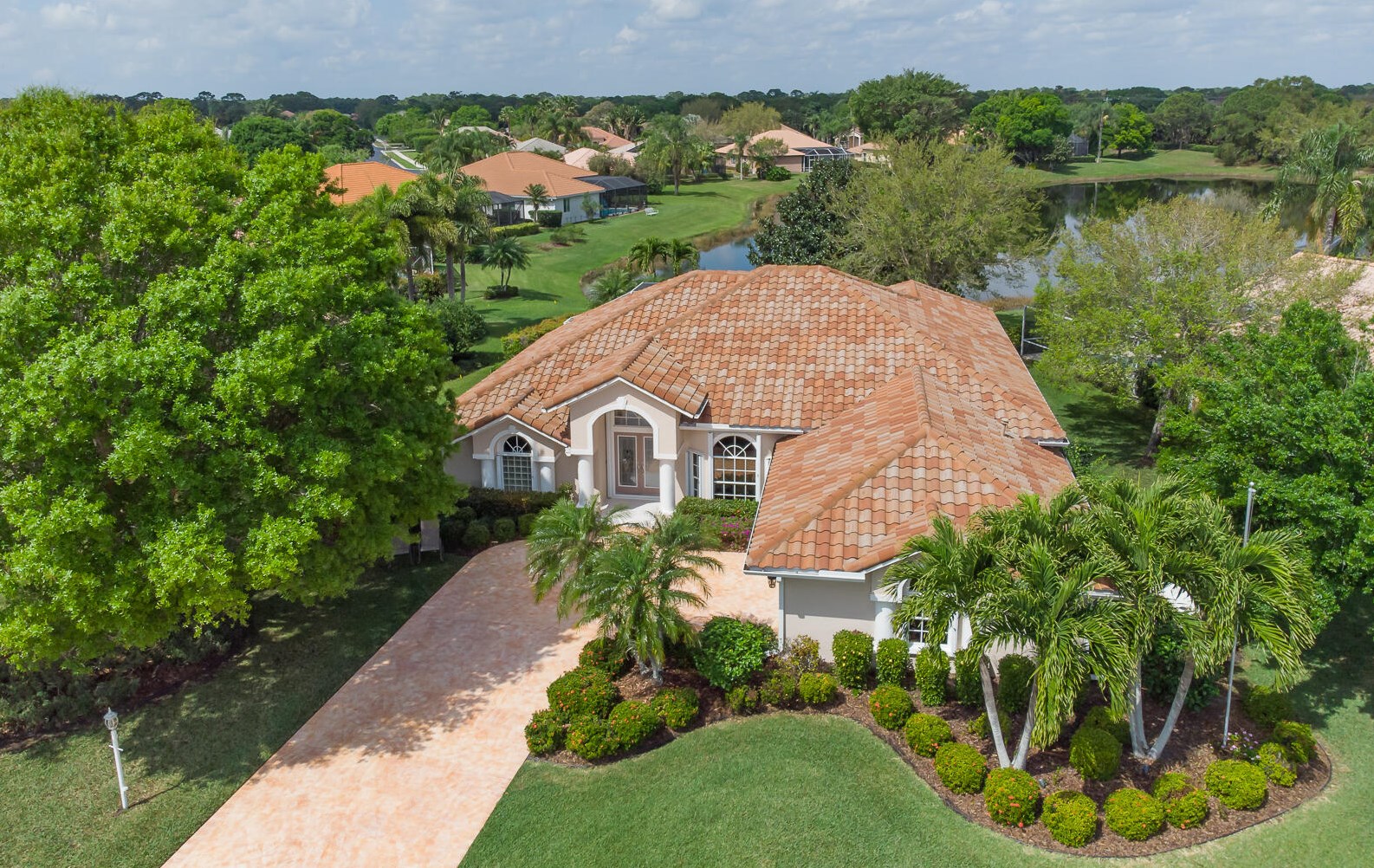 420 Crabapple Cv, Fort Pierce, FL 34986-2327