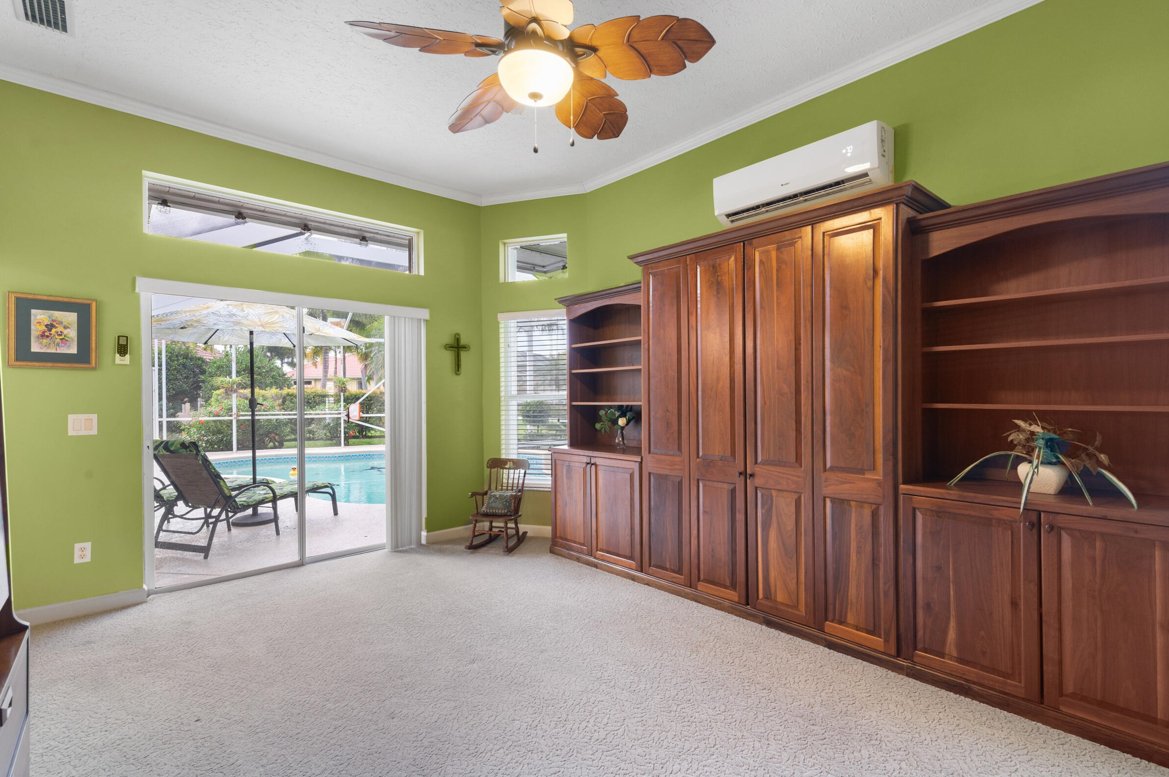 420 Crabapple Cv, Fort Pierce FL  34986-2327 exterior