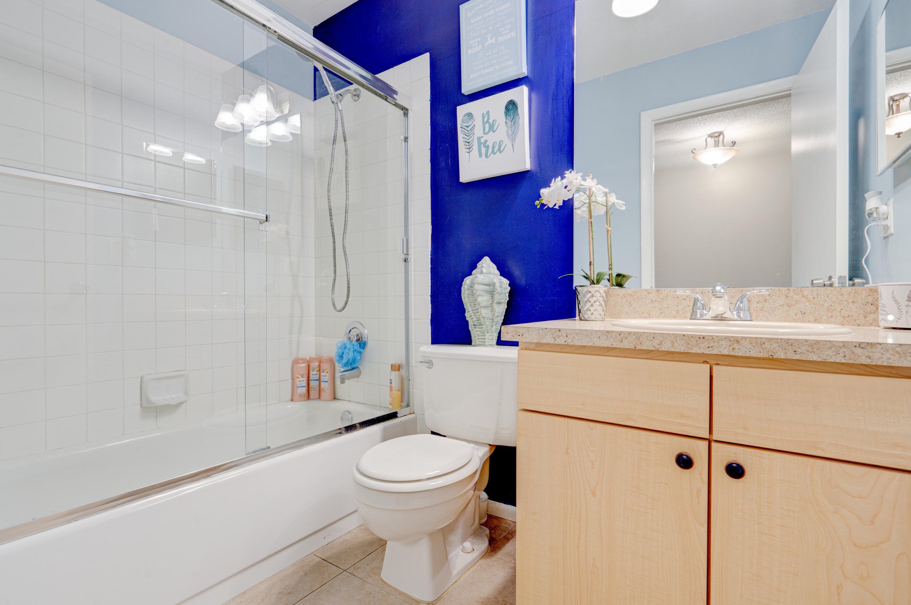 4702 Pier Dr, Lake Worth FL  33463-2640 exterior