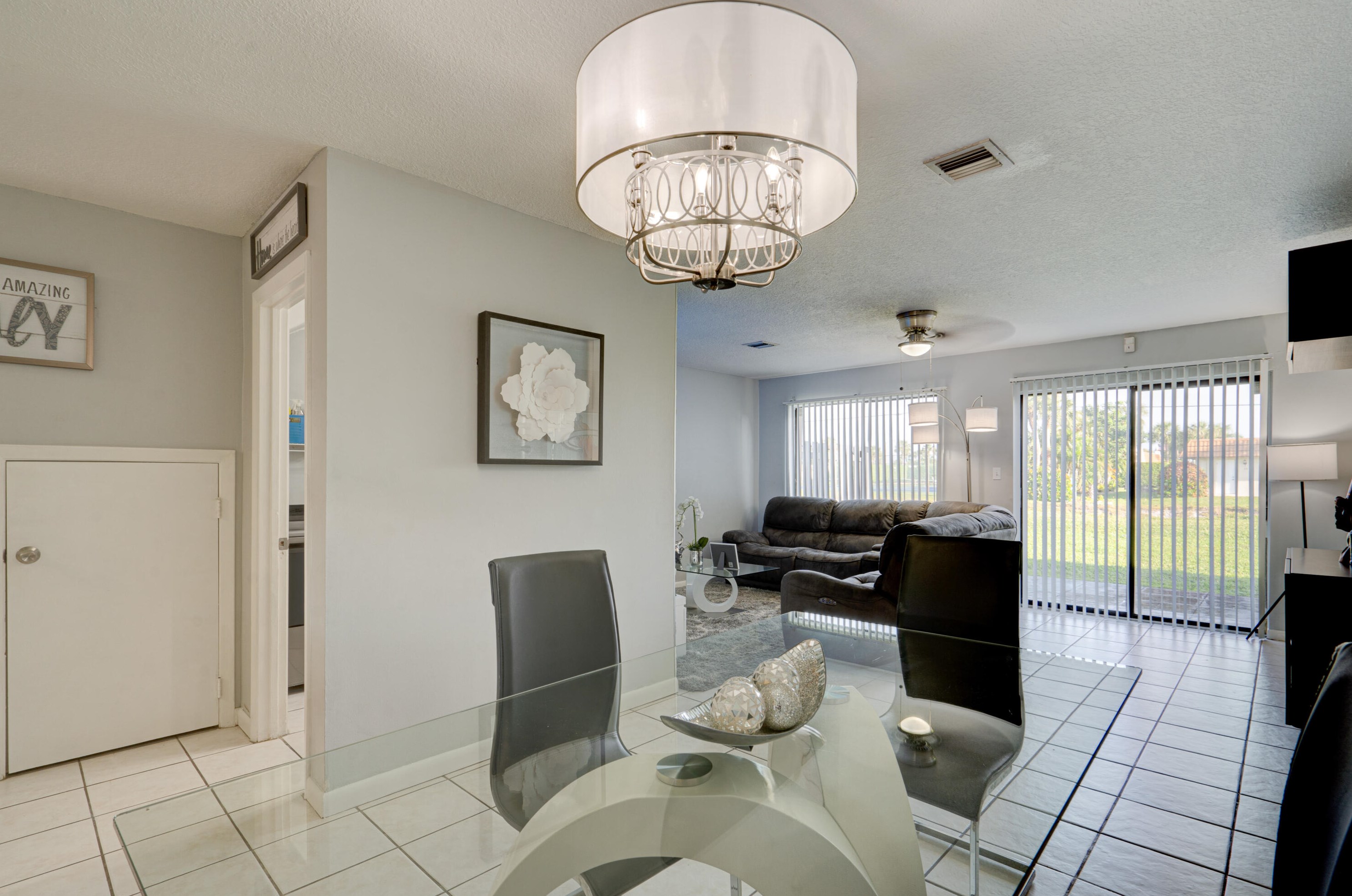 4702 Pier Dr, Lake Worth FL  33463-2640 exterior