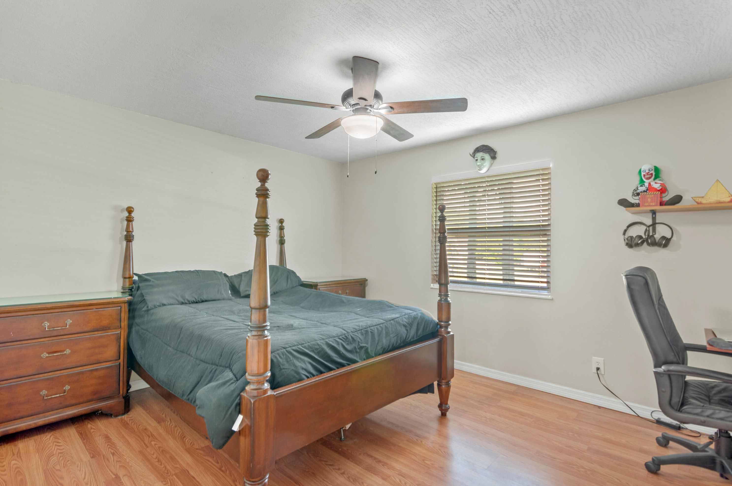 8325 94th Ct, Vero Beach FL  32967-3818 exterior