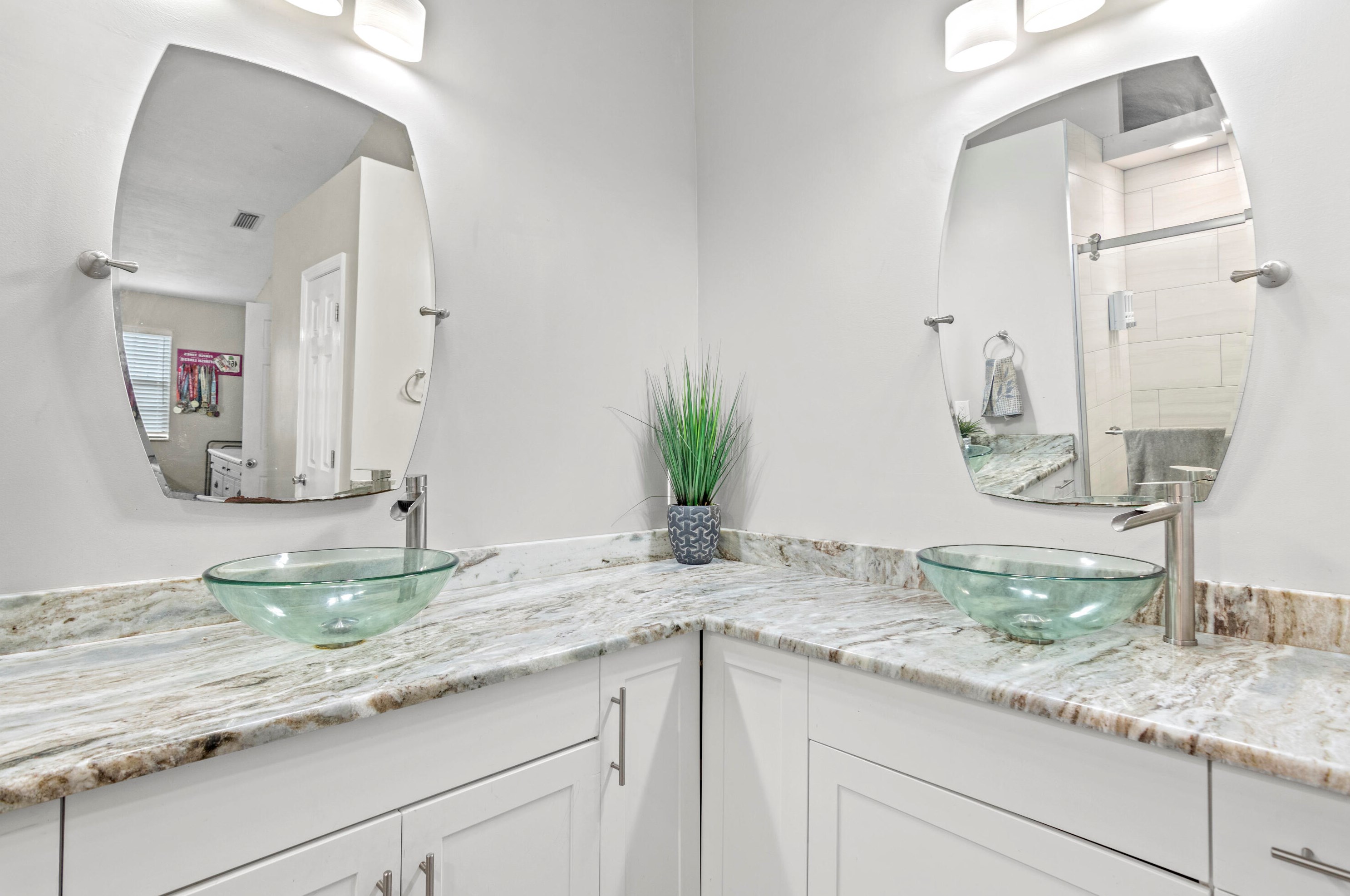 8325 94th Ct, Vero Beach FL  32967-3818 exterior