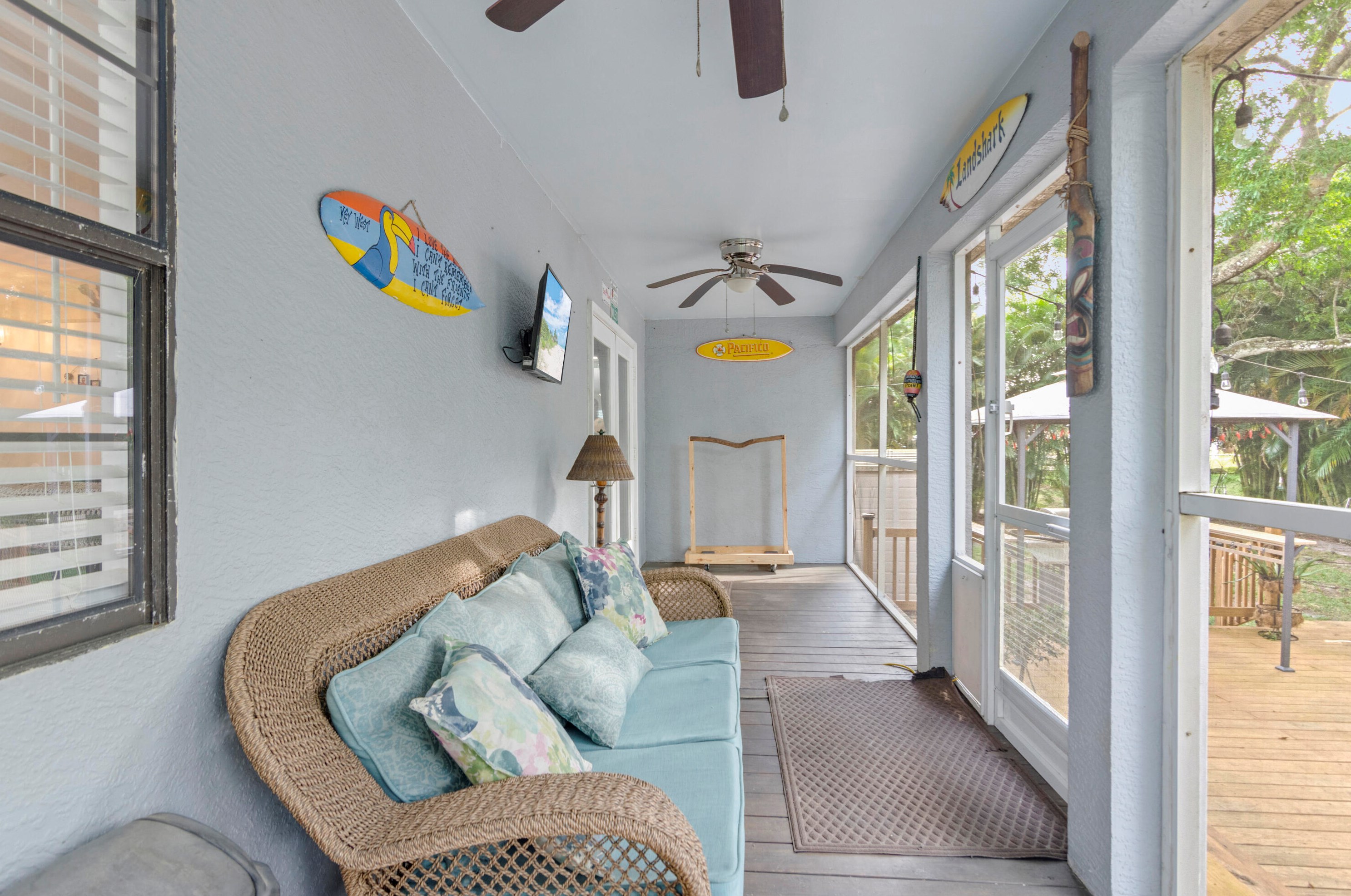 8325 94th Ct, Vero Beach FL  32967-3818 exterior