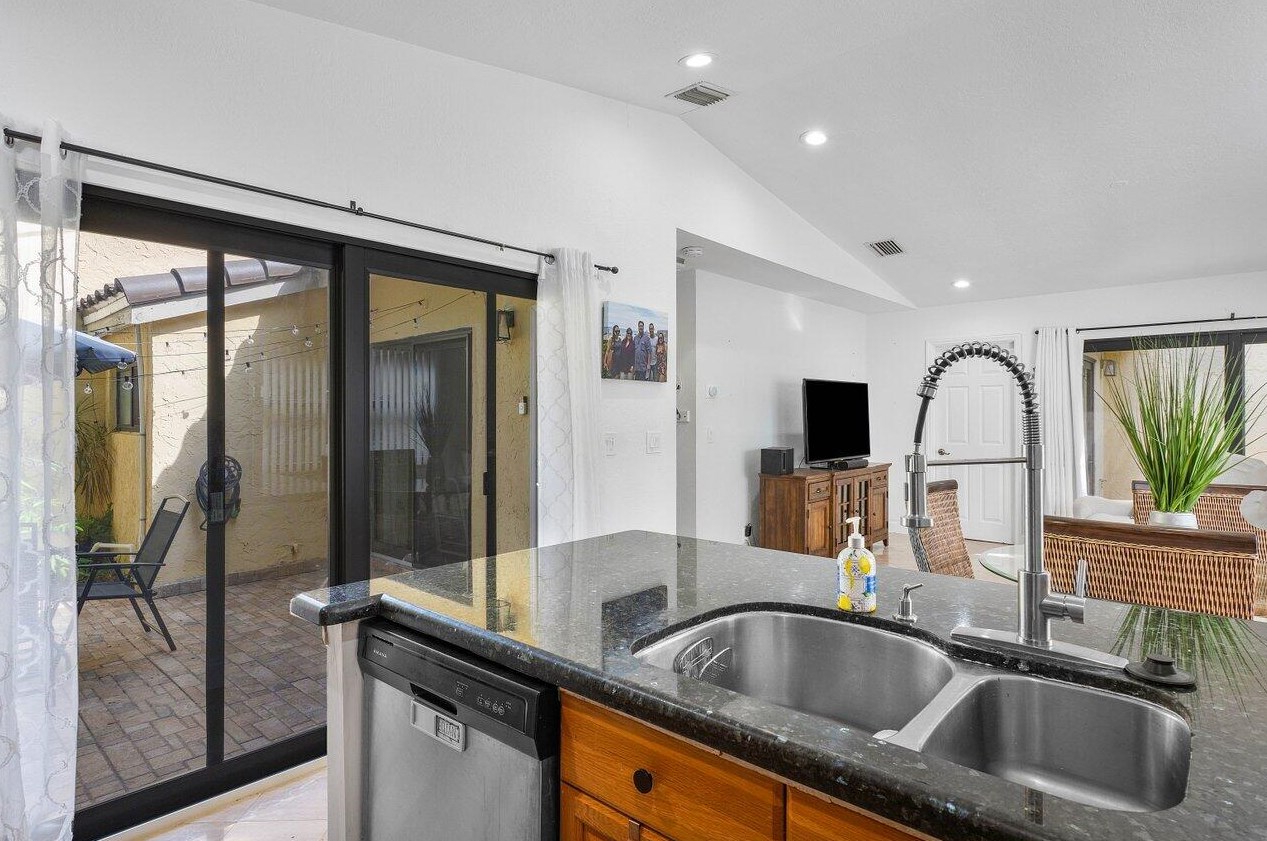 22346 Pineapple Walk Dr, Boca Raton FL  33433-5523 exterior